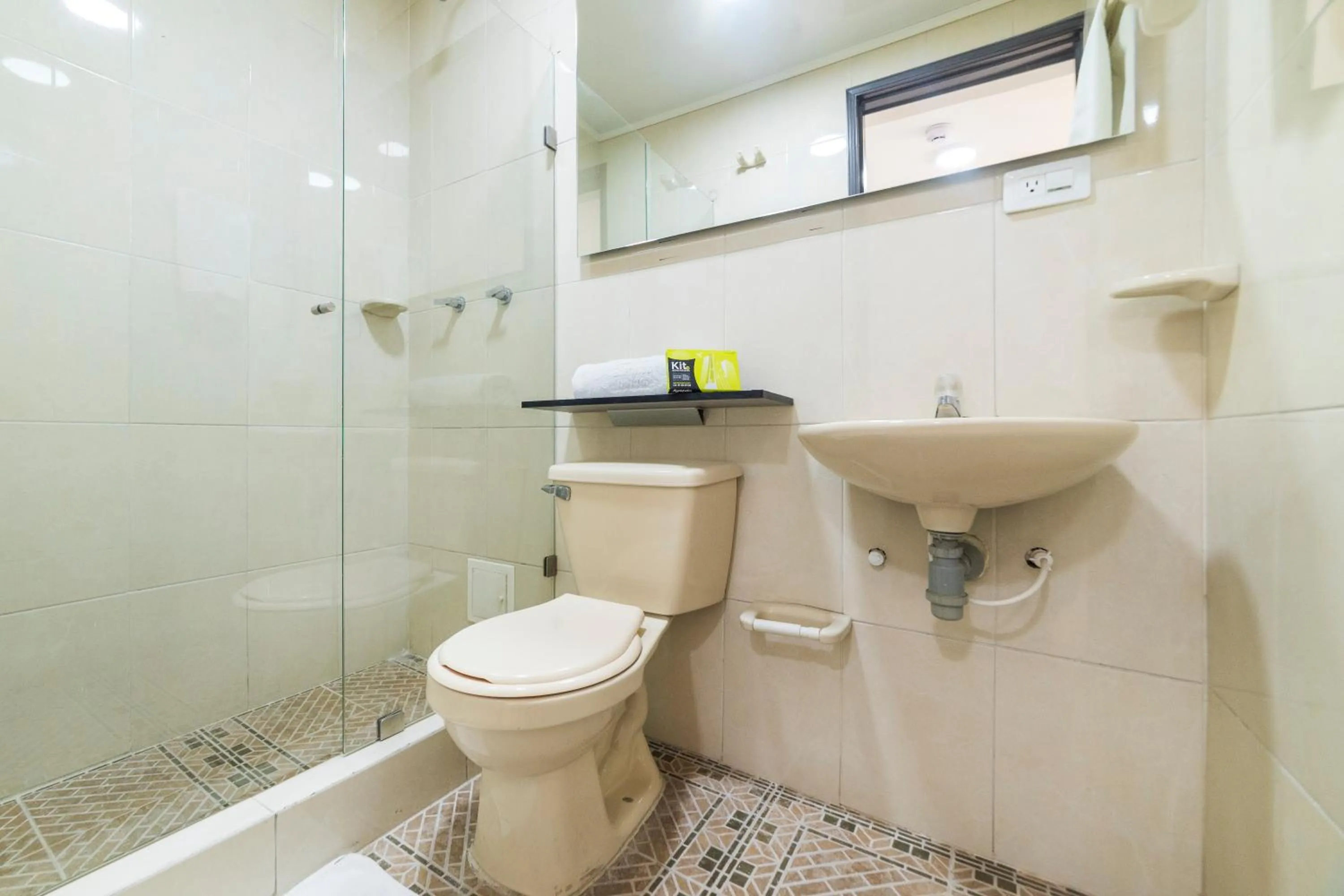 Bathroom in Ayenda 1055 Agora INN Corferias