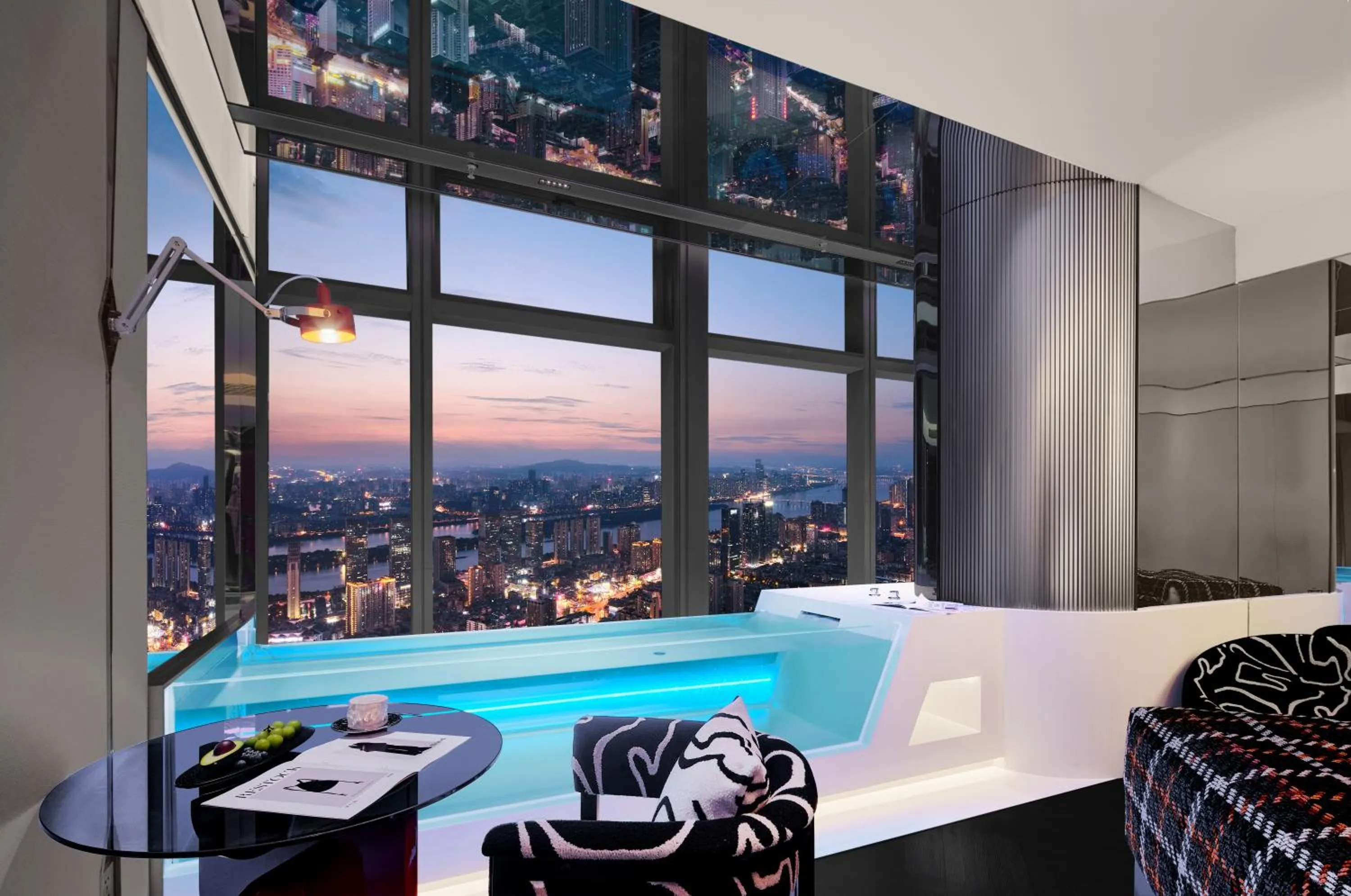 Property building in ISEYA Panoramic Hotel Changsha Wuyi Square Flagship