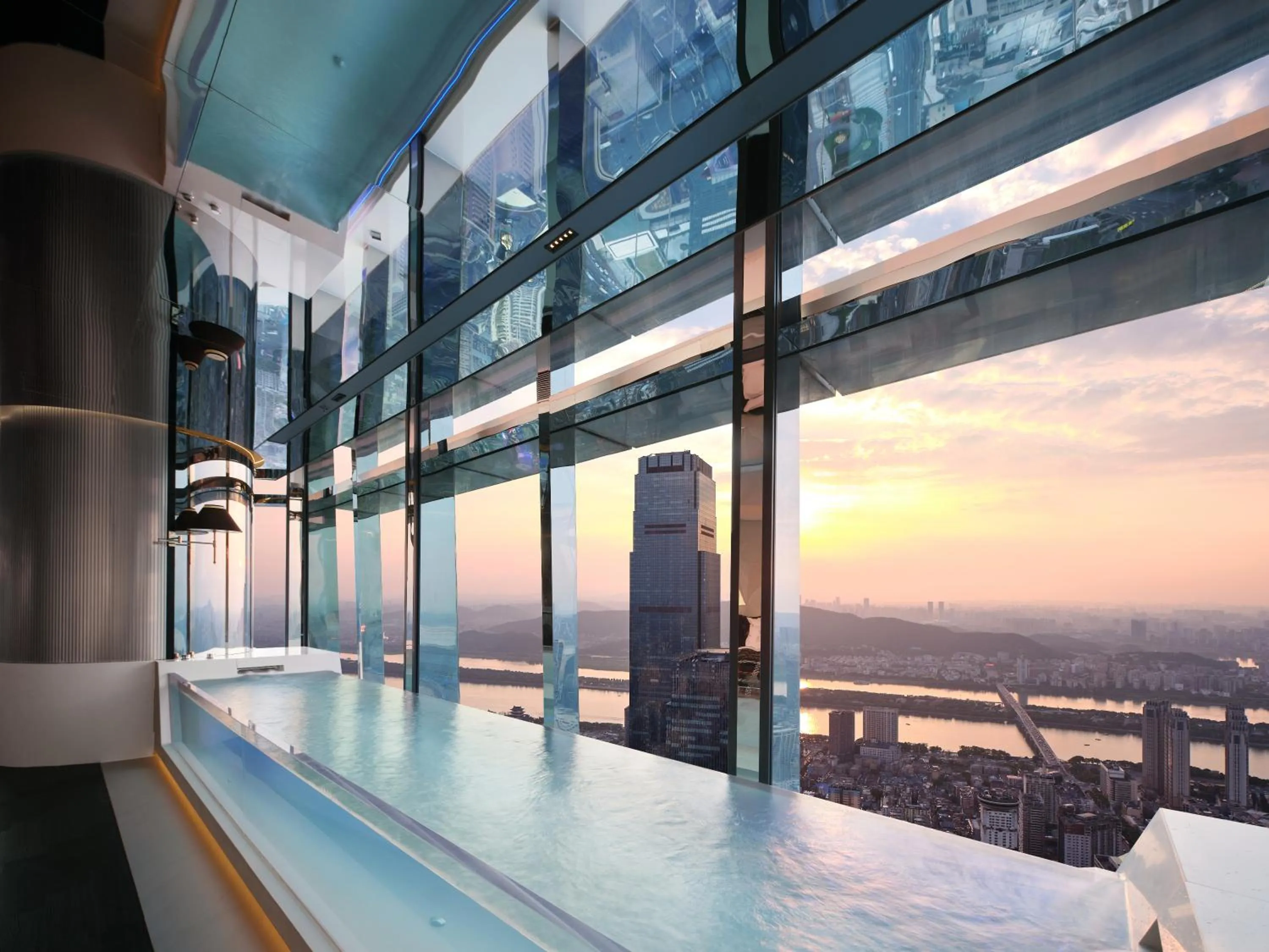 Bath in ISEYA Panoramic Hotel Changsha Wuyi Square Flagship