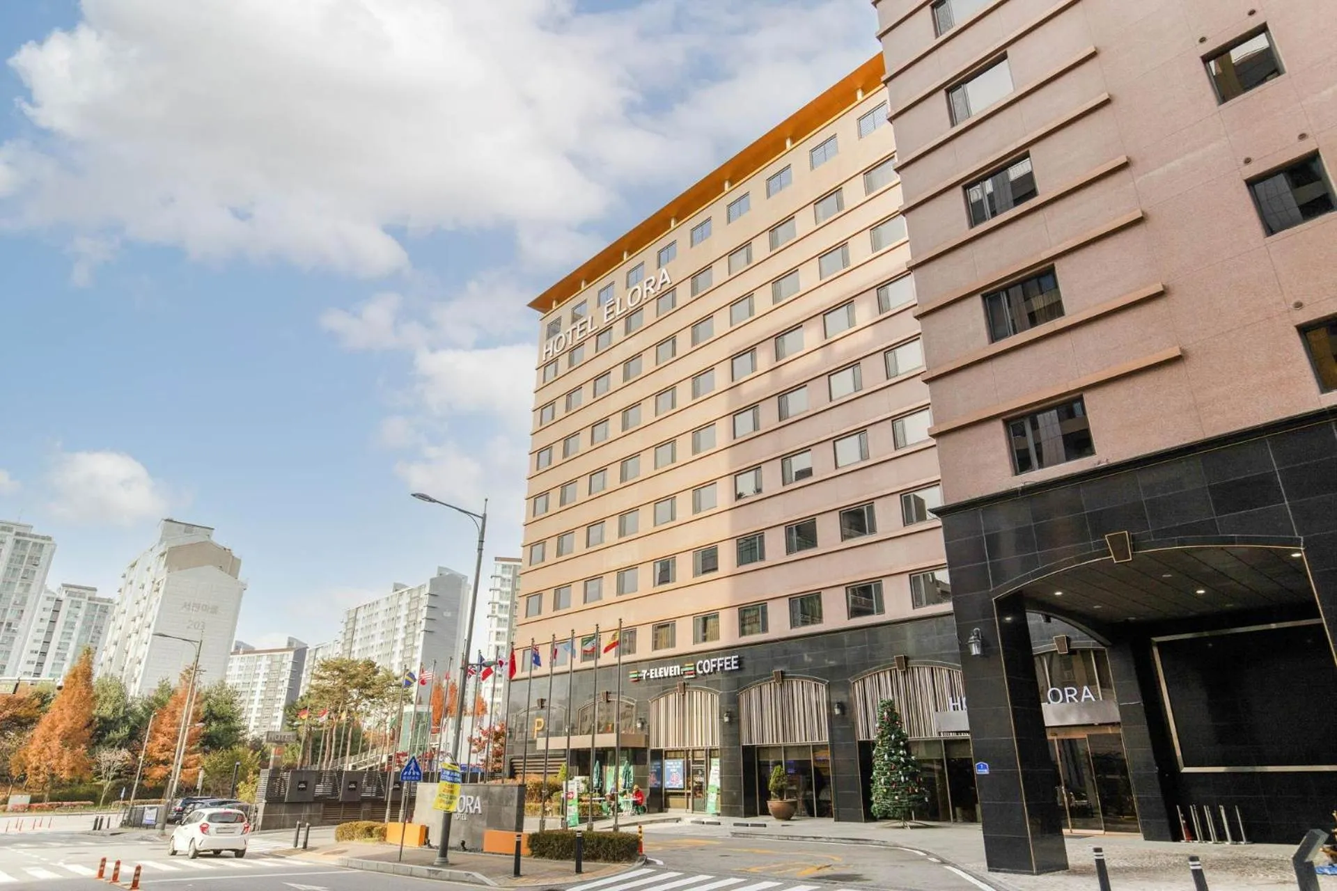 Property building in Hotel Elora