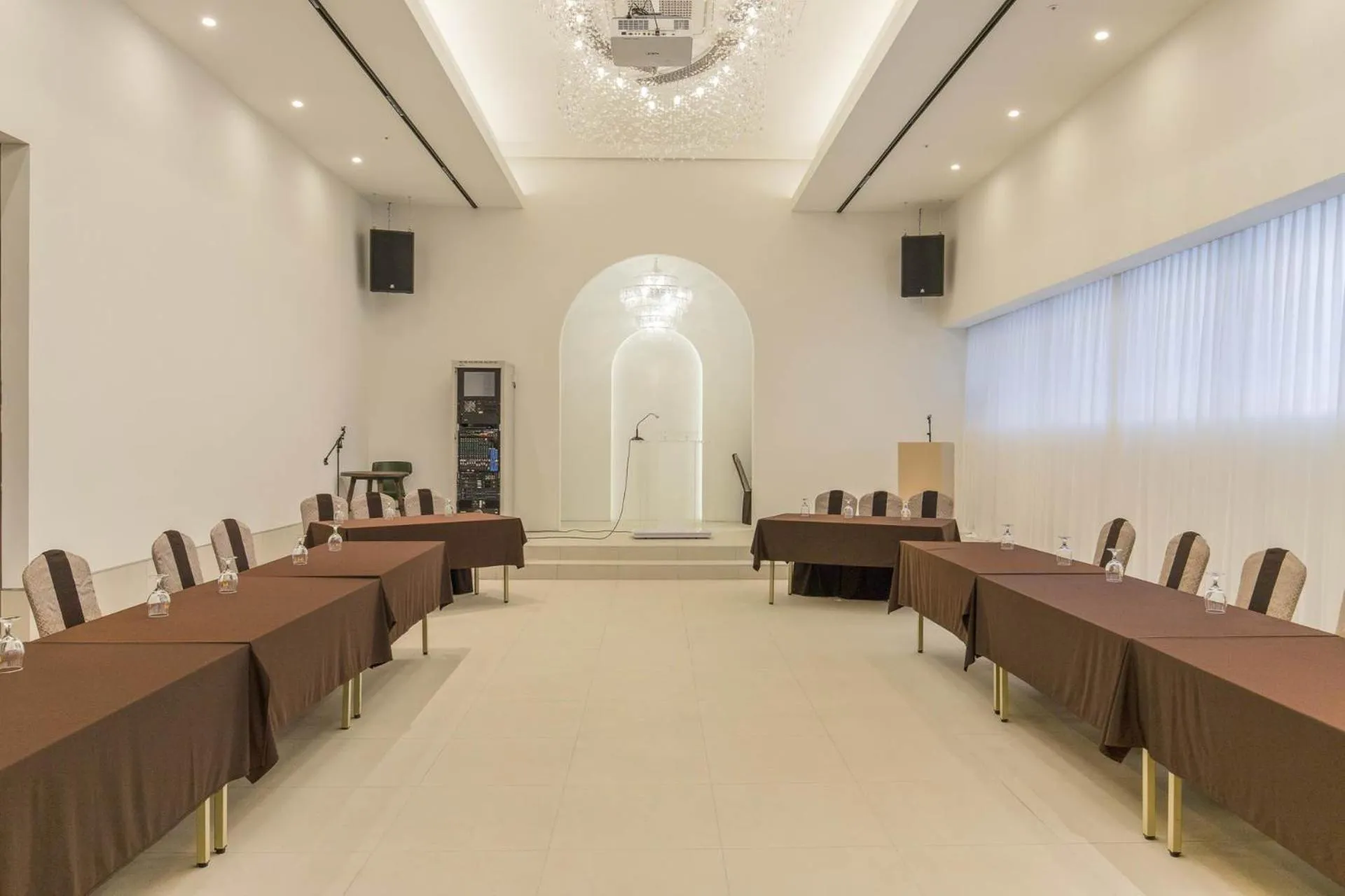 Banquet/Function facilities in Hotel Elora