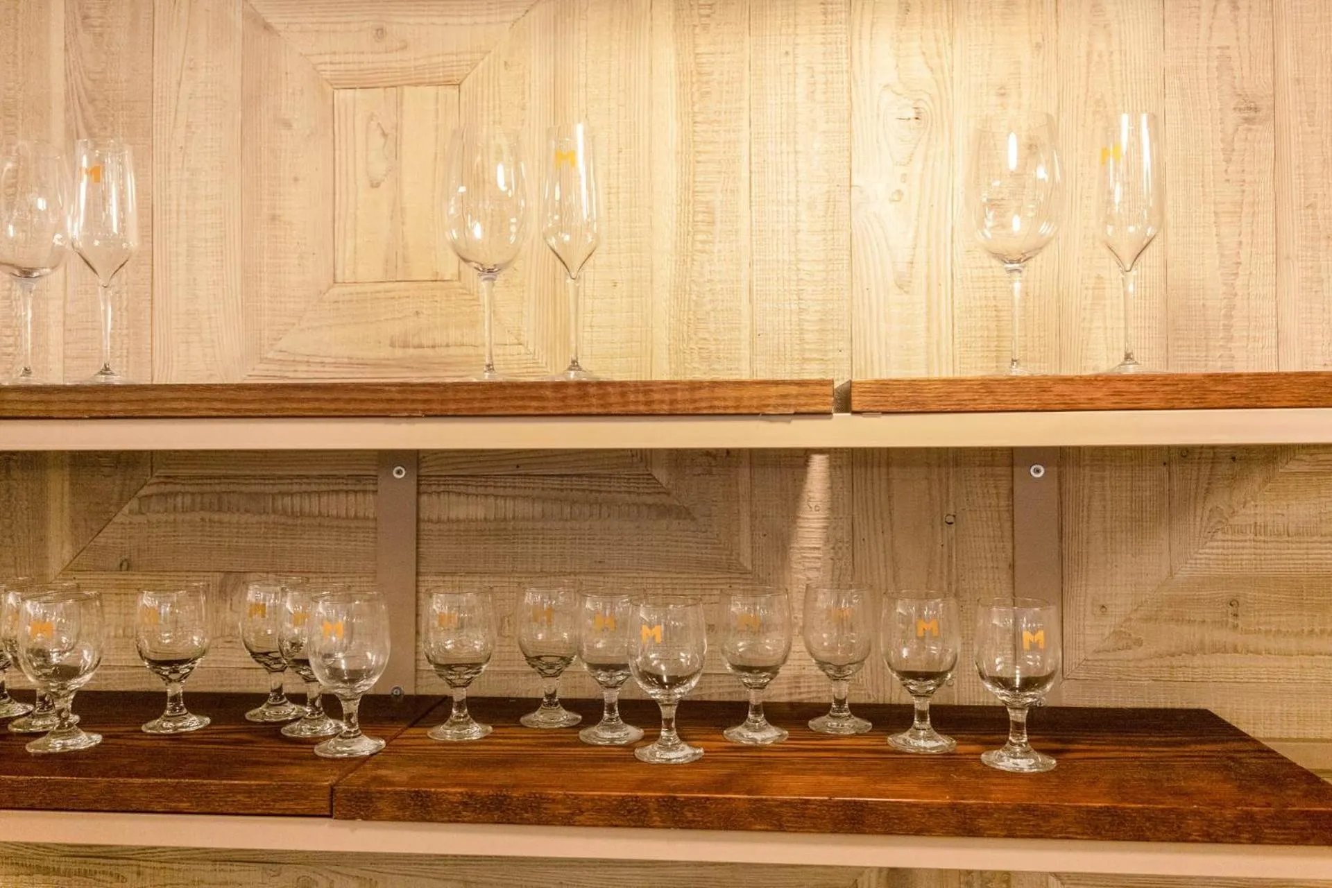 Restaurant/places to eat in Hotel Elora