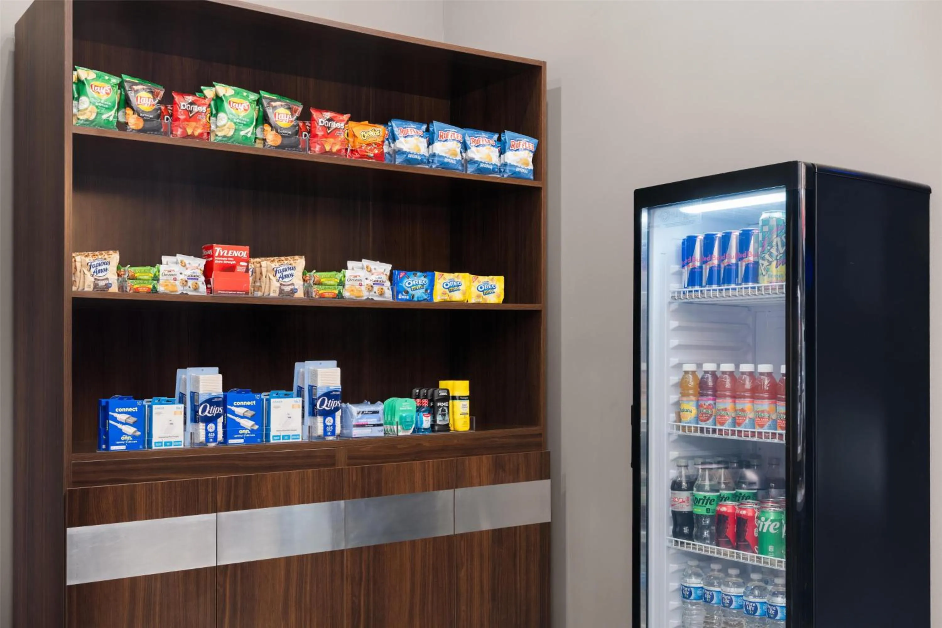 Property building in GLō Best Western Bronx NYC