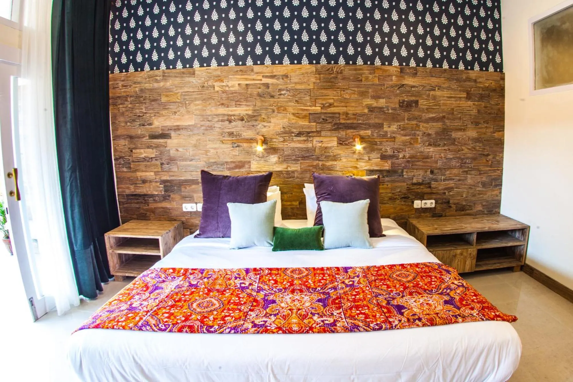 Bed in Pesona Beach Resort & Spa - Adults Only