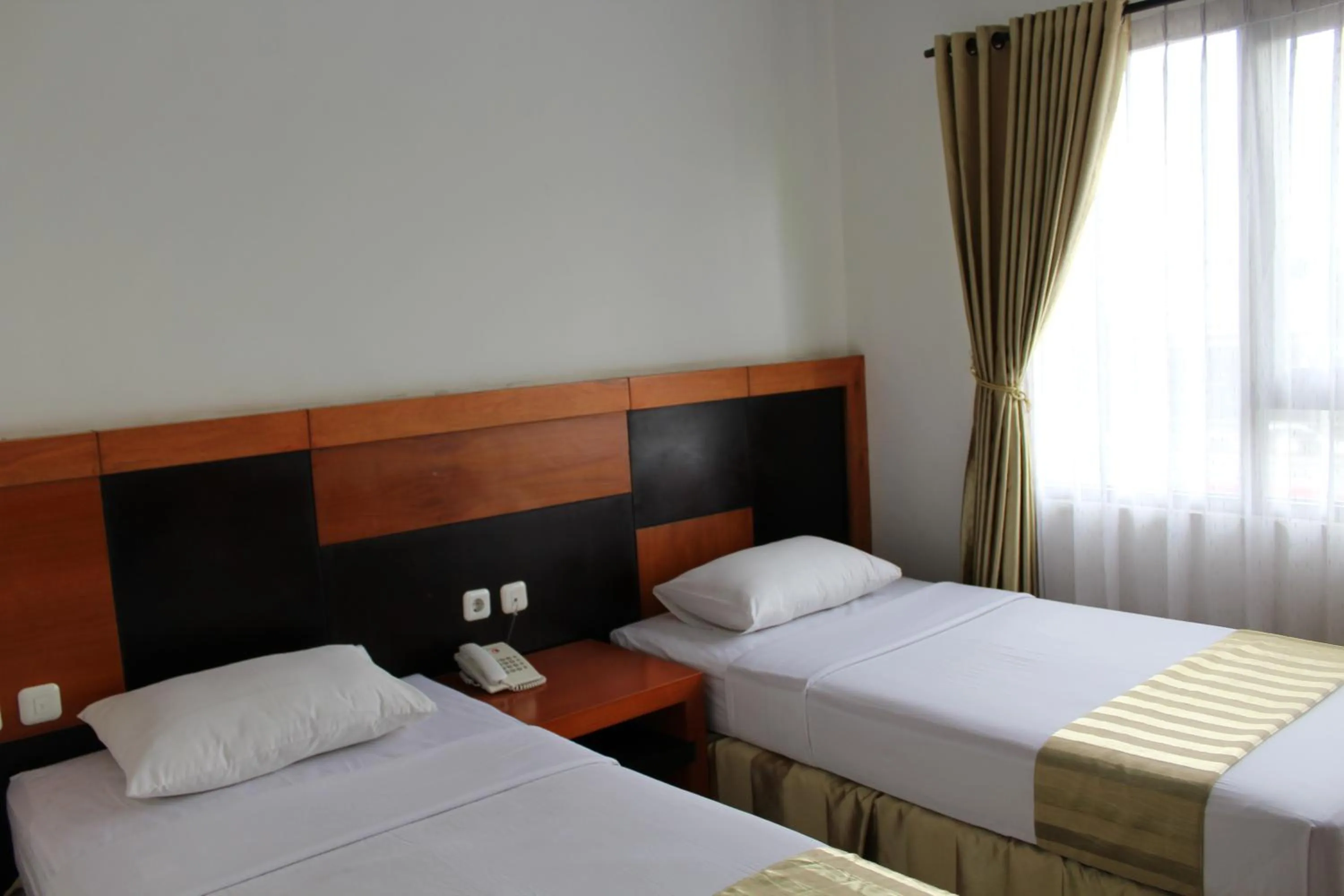 Other, Bed in Hotel Grand Karawang Indah
