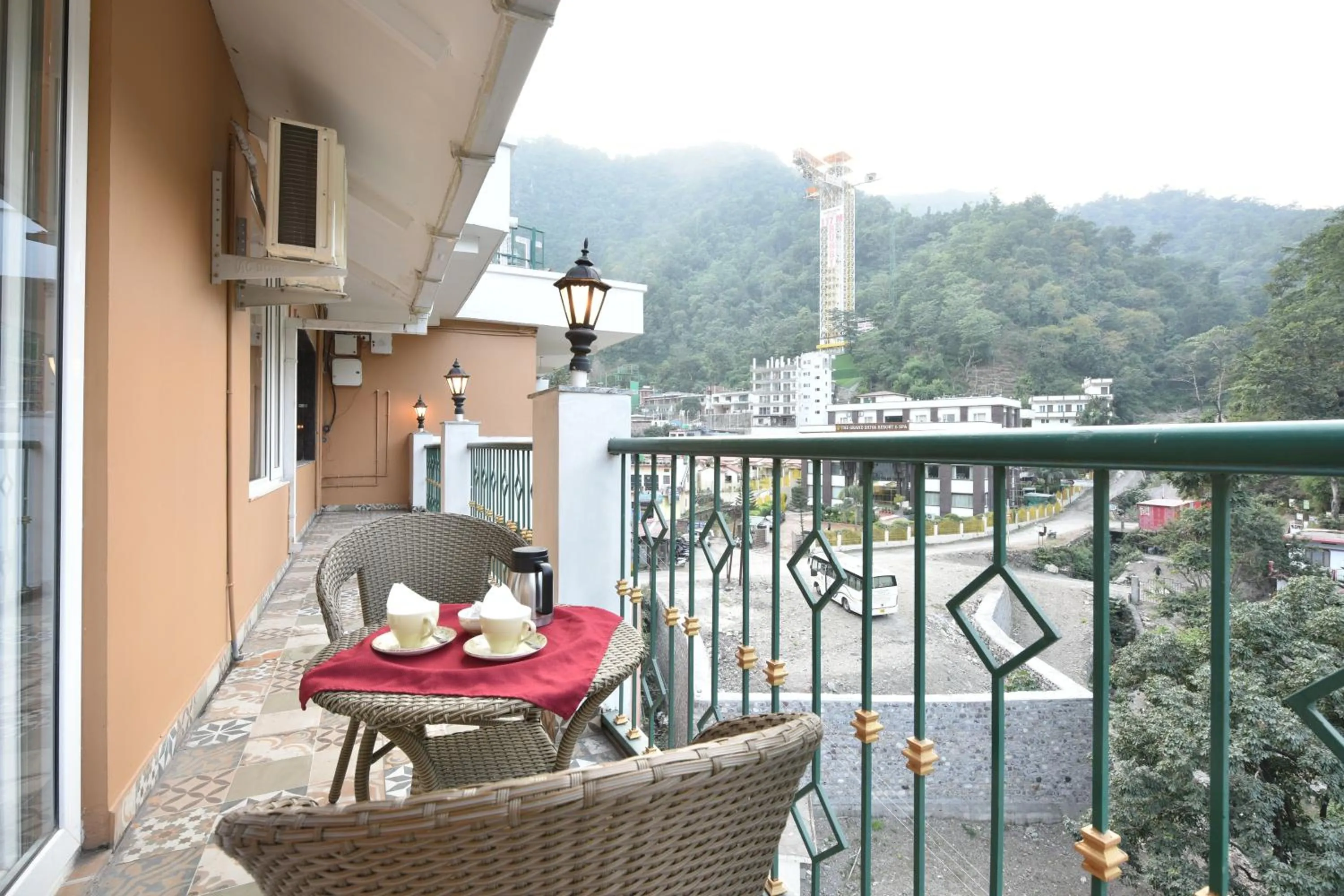 Natural landscape in Tiaraa Lite A Ganges Retreat