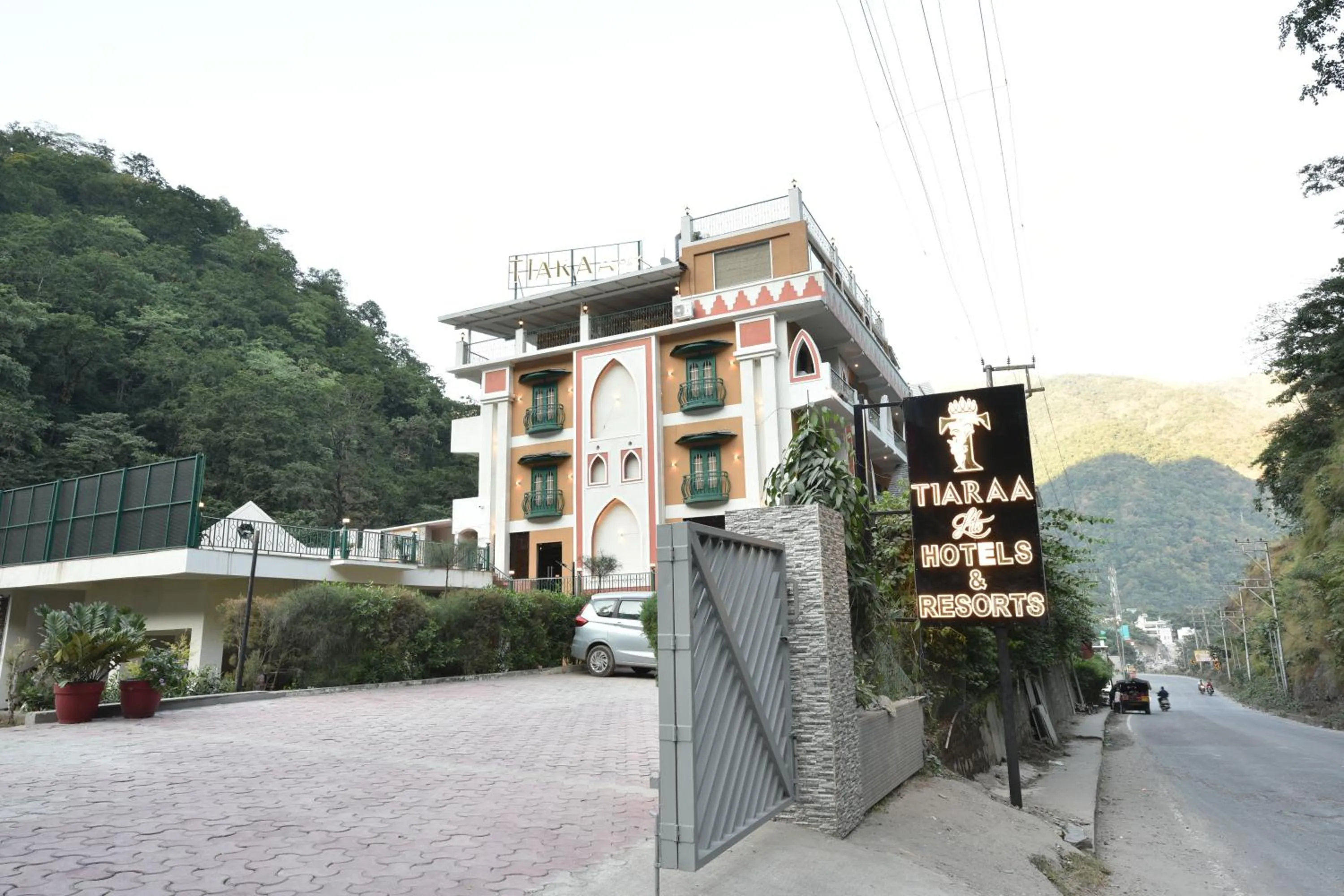 Property building in Tiaraa Lite A Ganges Retreat