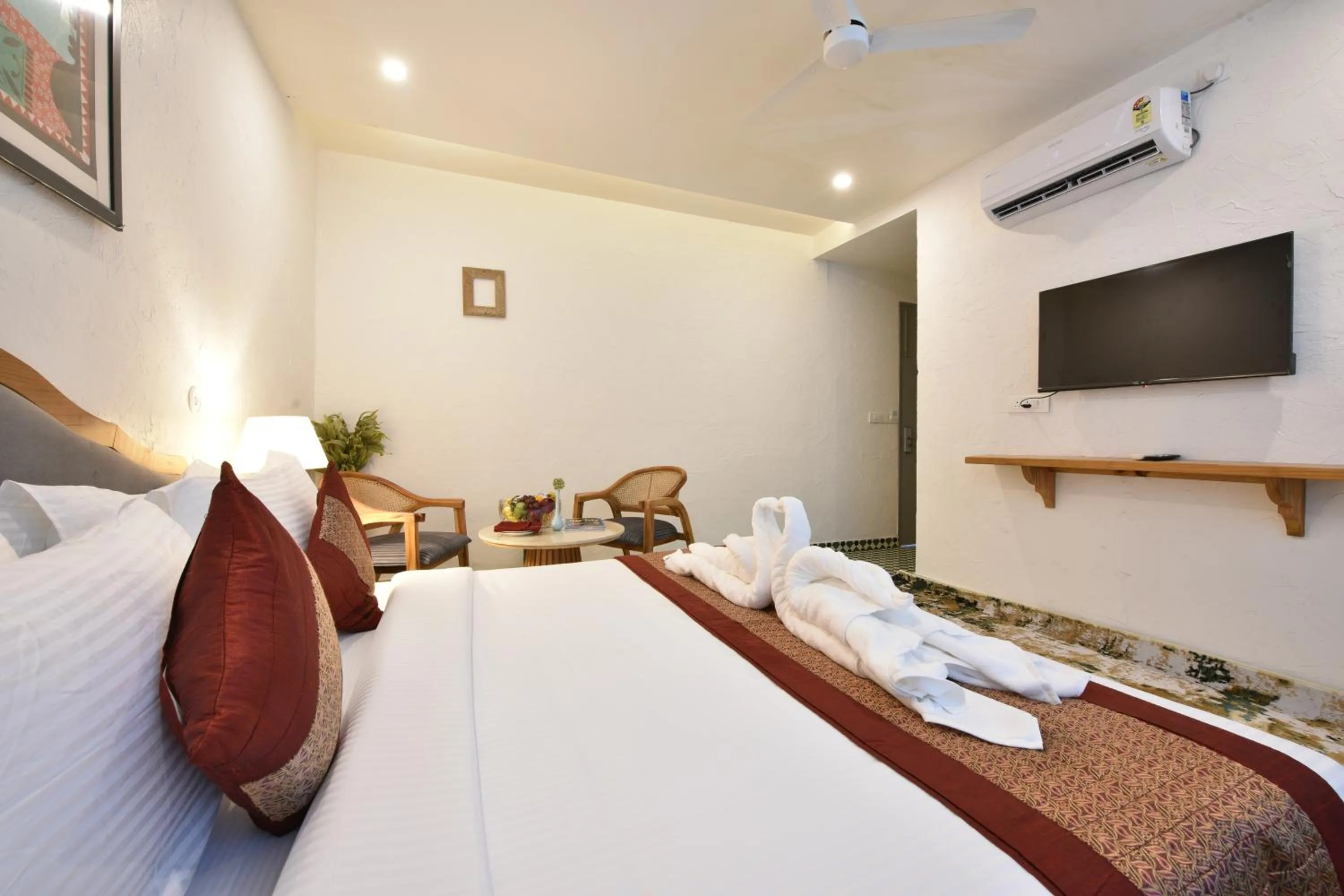 Bed in Tiaraa Lite A Ganges Retreat