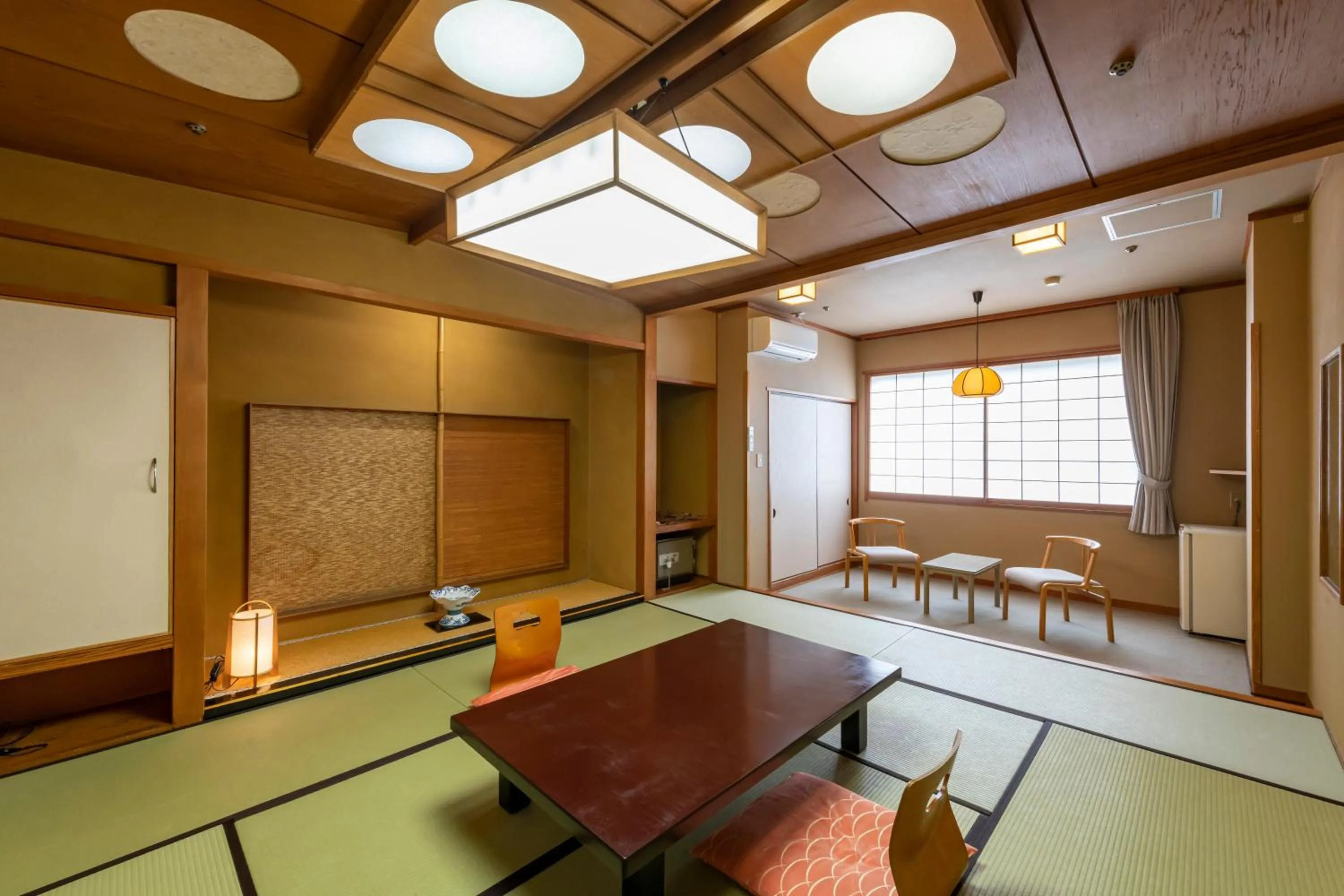 Photo of the whole room in Senkeien Tsukioka Hotel