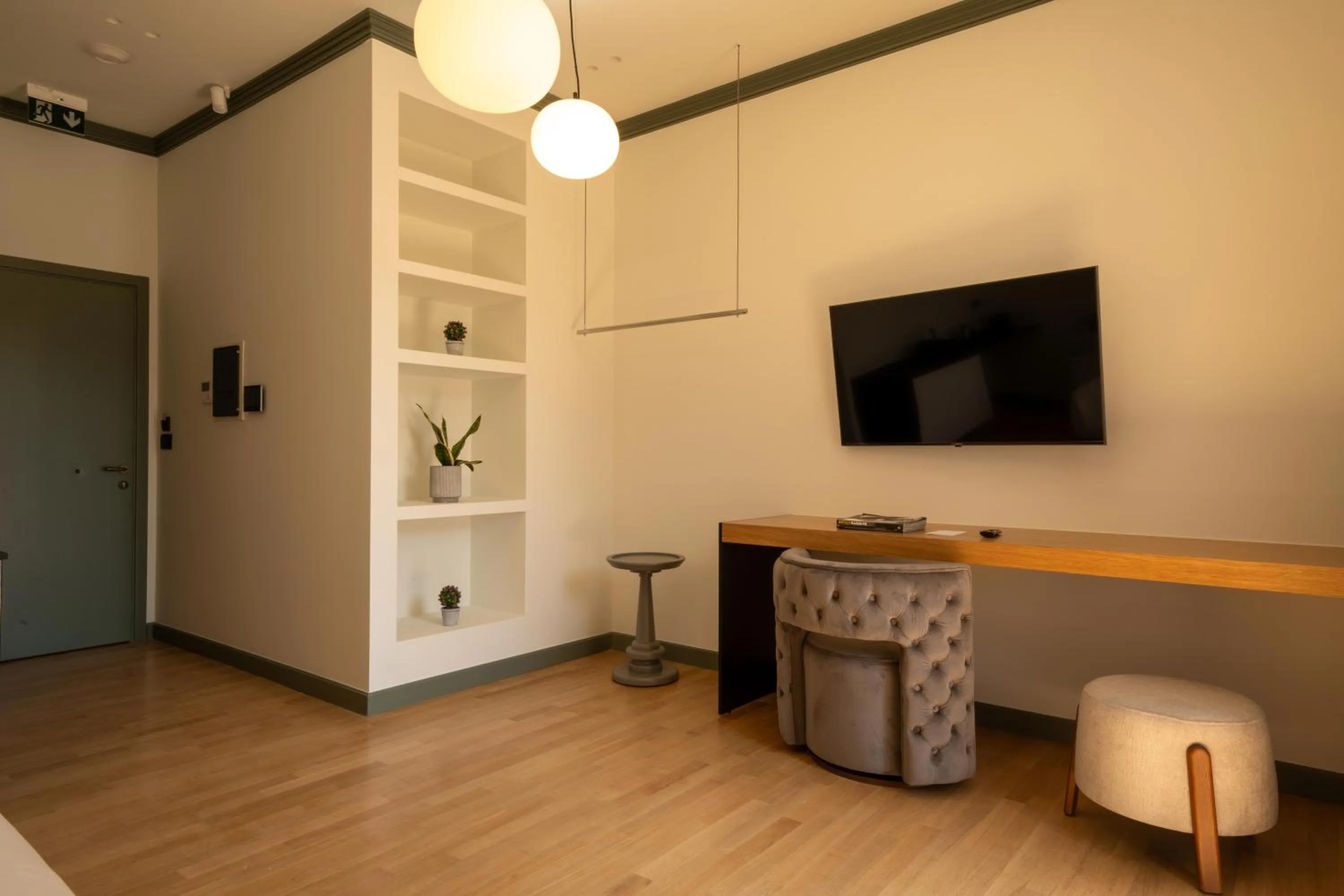 TV and multimedia in Whisper Athens Suites