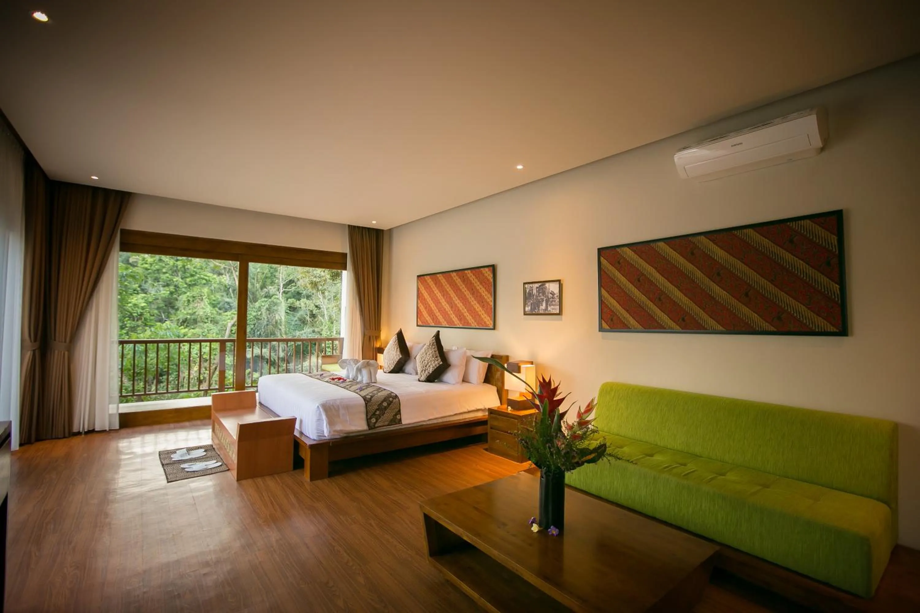 Bedroom, Bed in Senetan Villas and Spa Resort