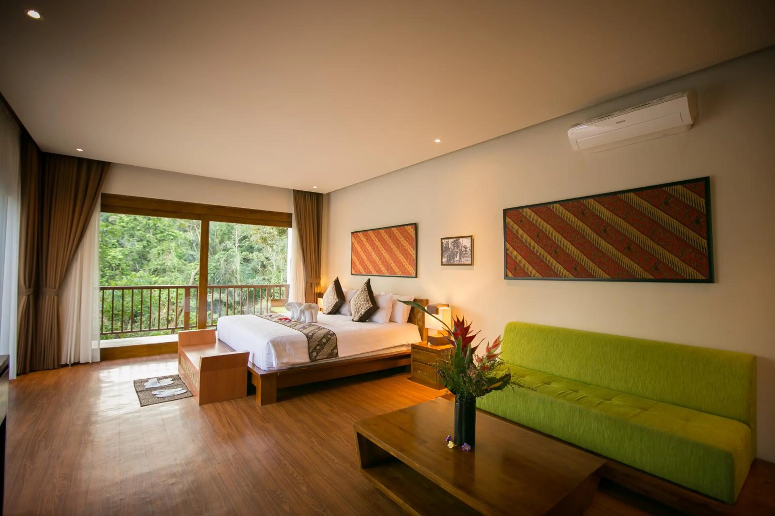 Bedroom, Bed in Senetan Villas and Spa Resort