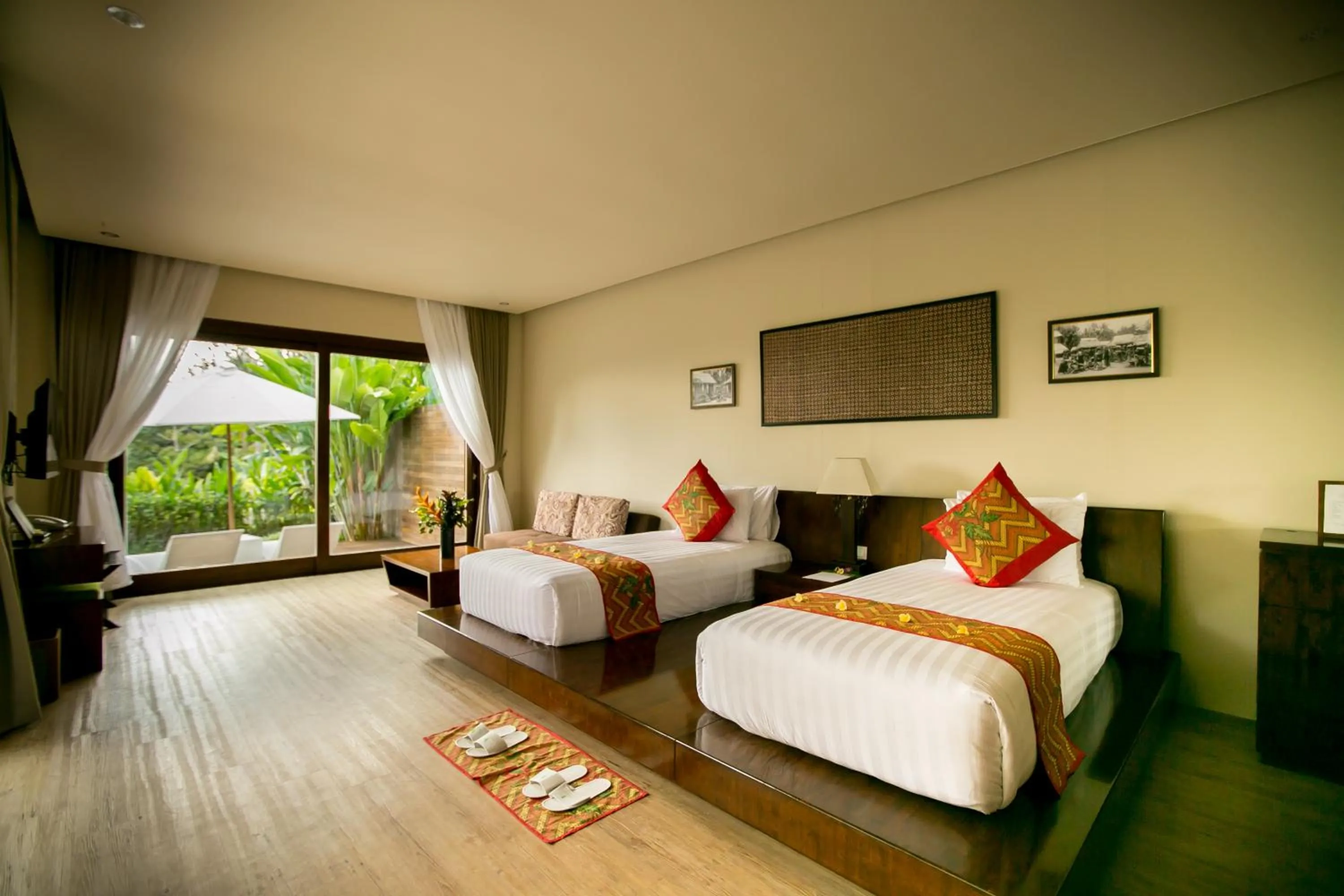 Bedroom, Bed in Senetan Villas and Spa Resort