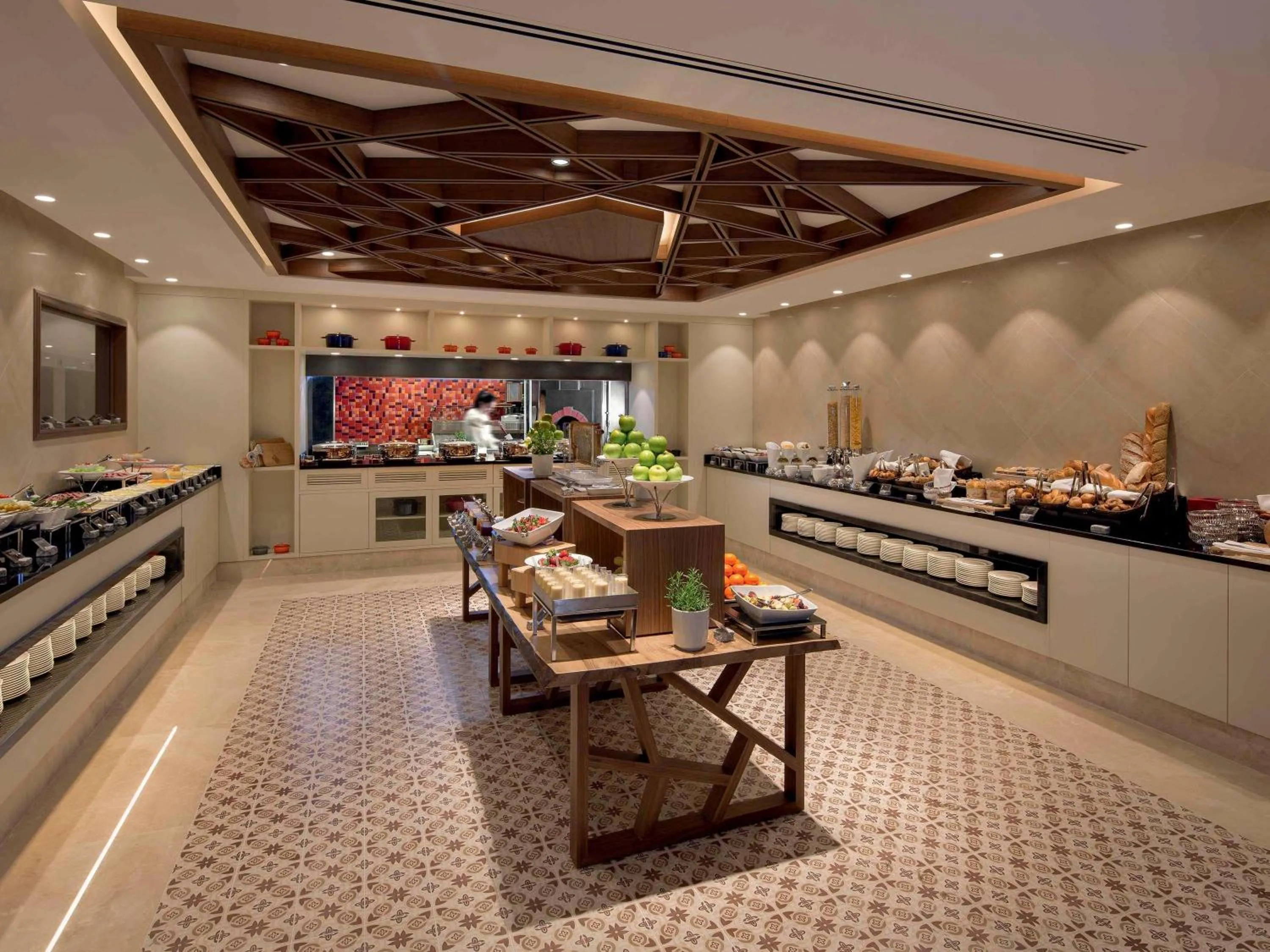 Restaurant/places to eat in Mövenpick Istanbul Hotel Golden Horn