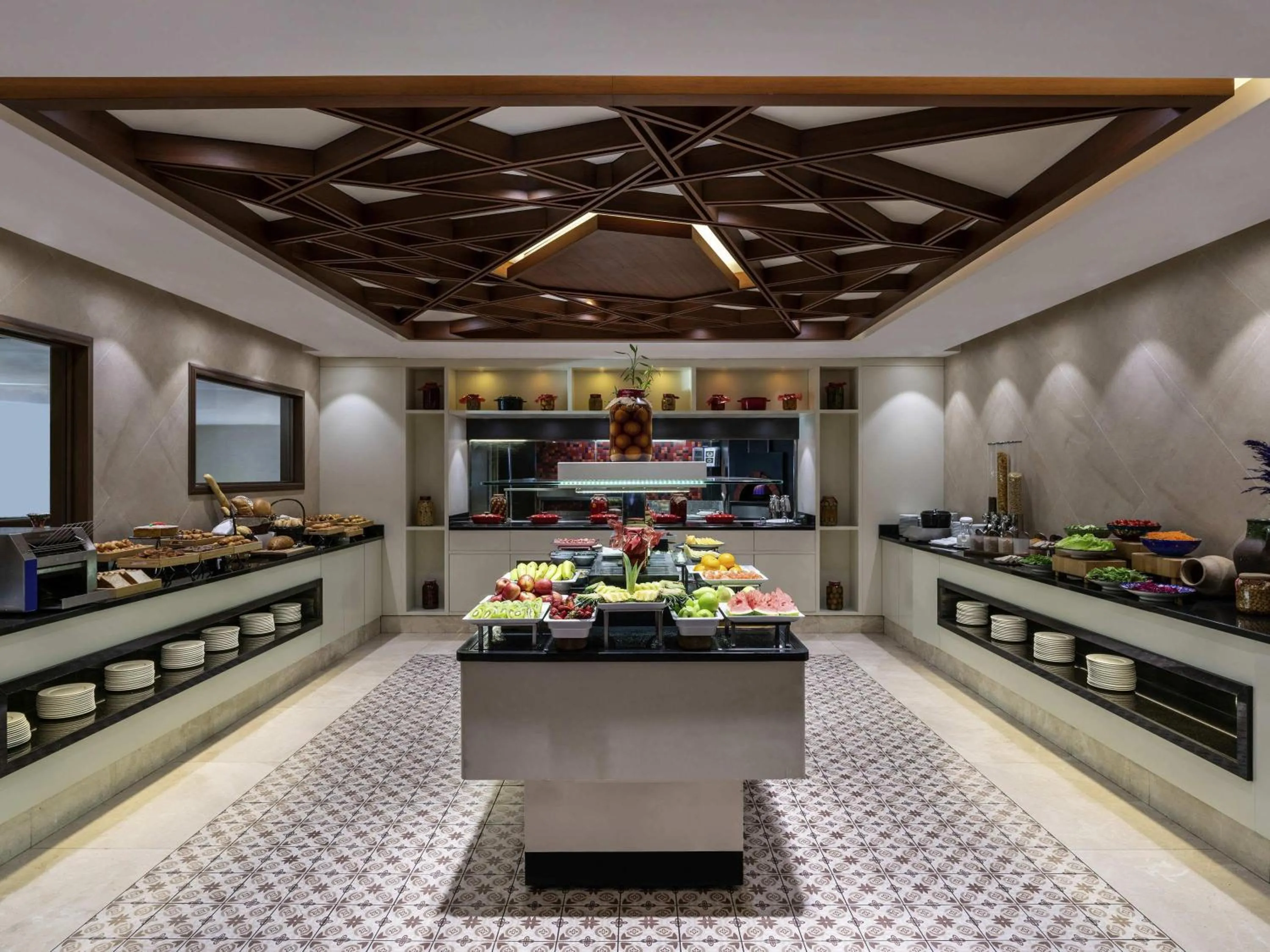 Breakfast in Mövenpick Istanbul Hotel Golden Horn