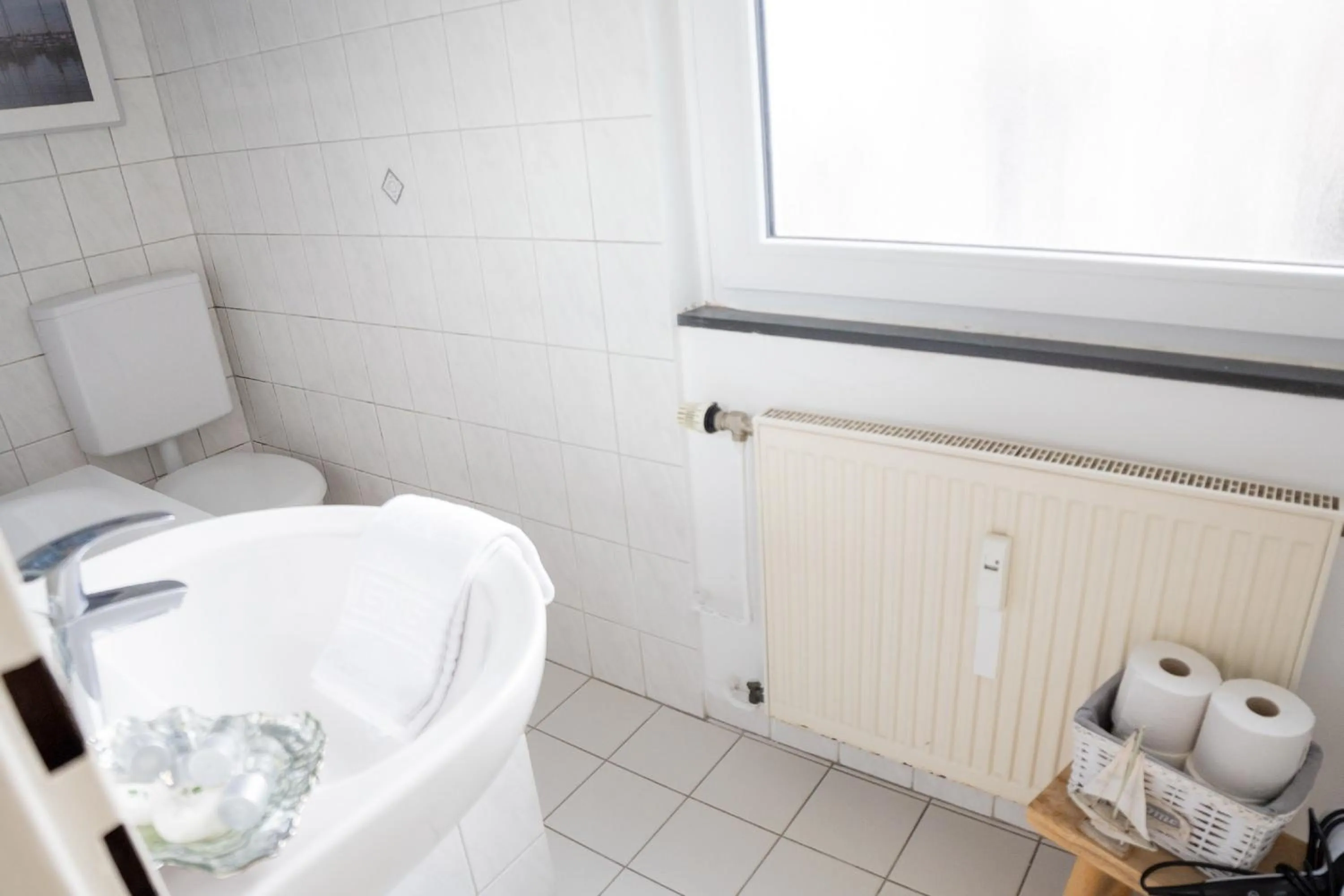 Bathroom in B&B MY PLACE mit Frühstückspaket - with Breakfastbox