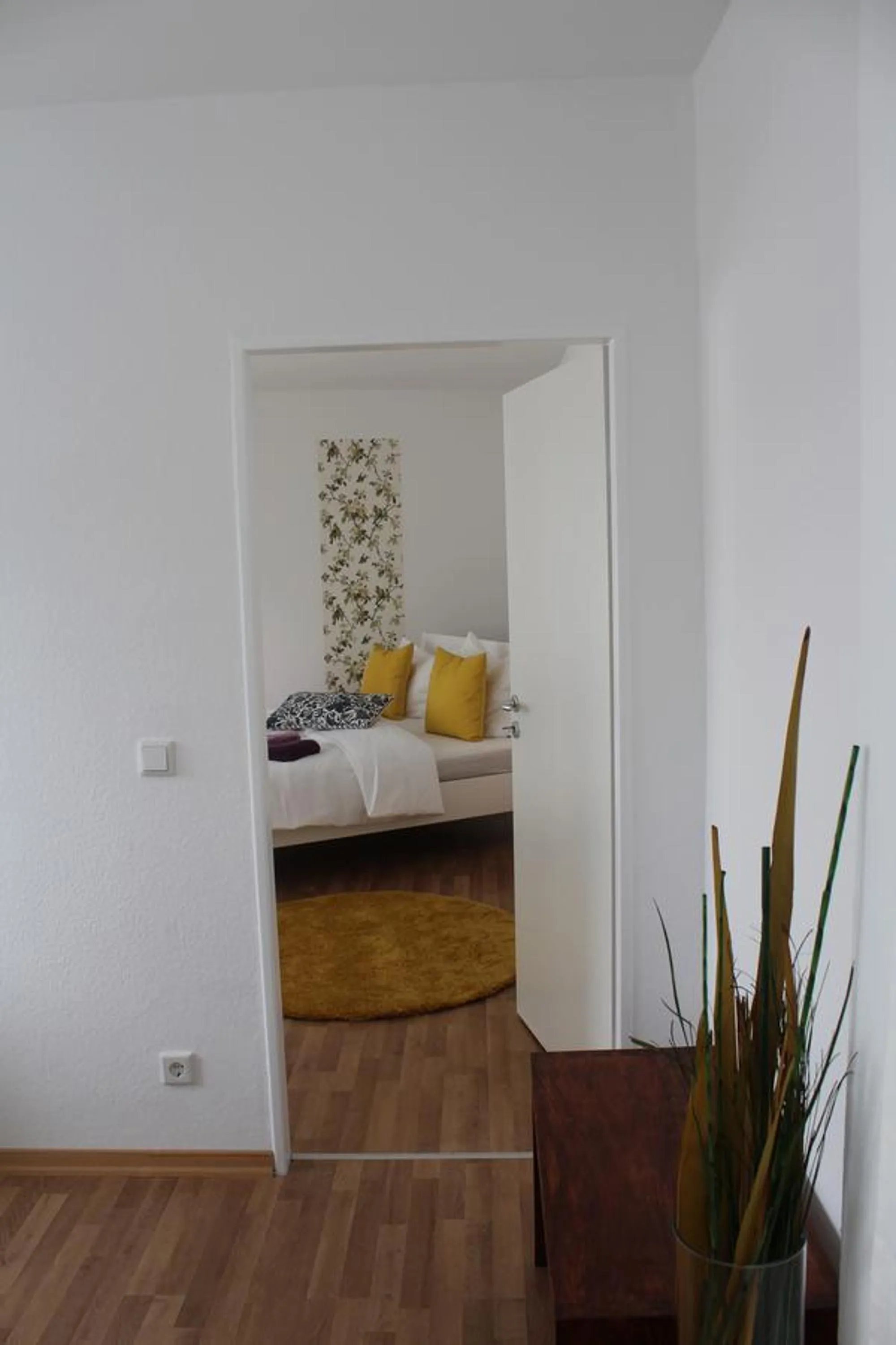 Decorative detail, Bed in B&B MY PLACE mit Frühstückspaket - with Breakfastbox