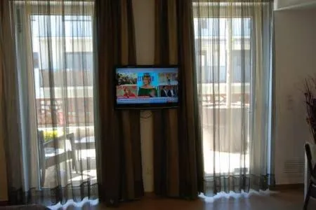 TV and multimedia in Resort Sitges Apartment