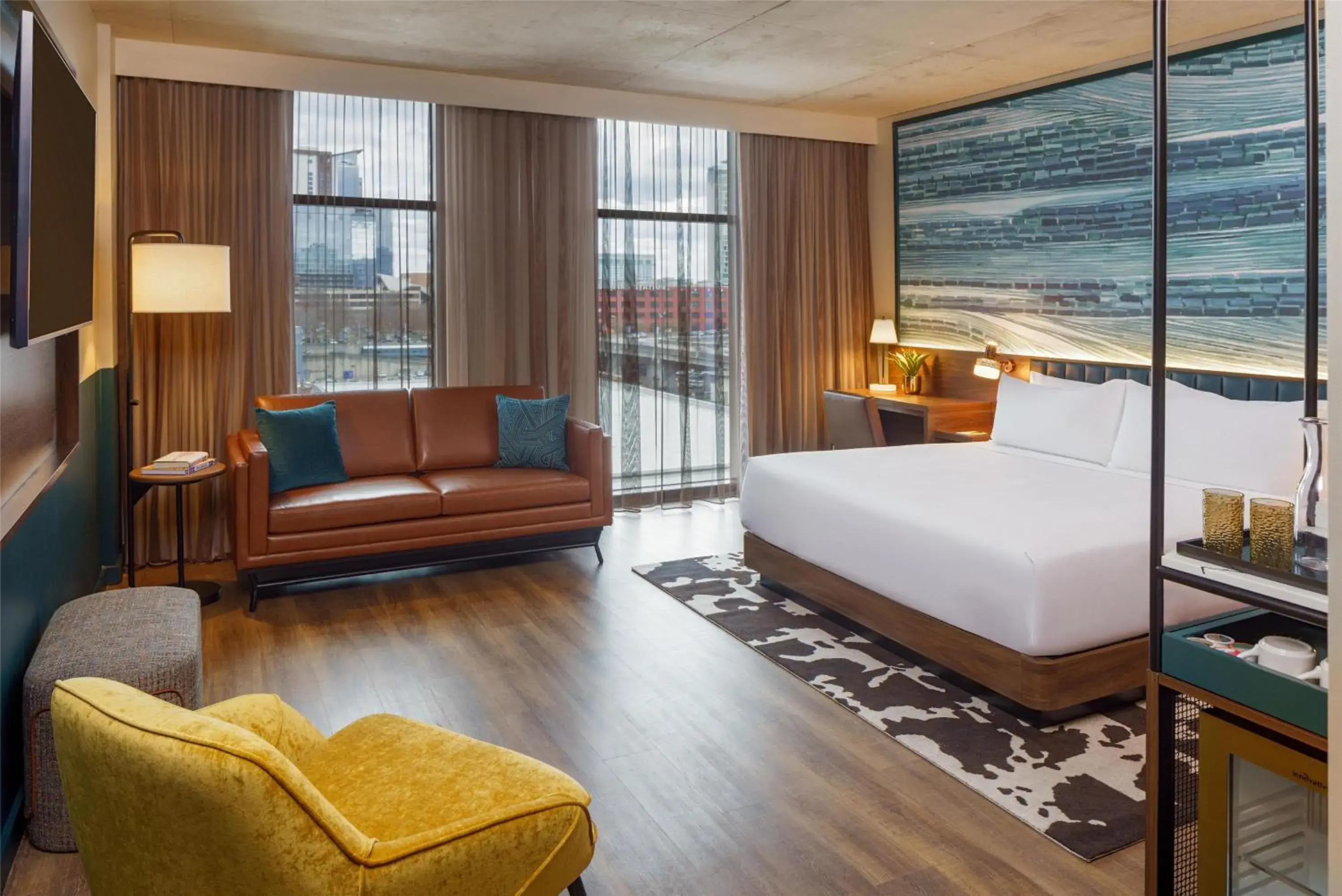 Deluxe King Room in Caption By Hyatt Downtown Nashville - The Gulch Deluxe King Room in Caption By Hyatt Downtown Nashville - The Gulch