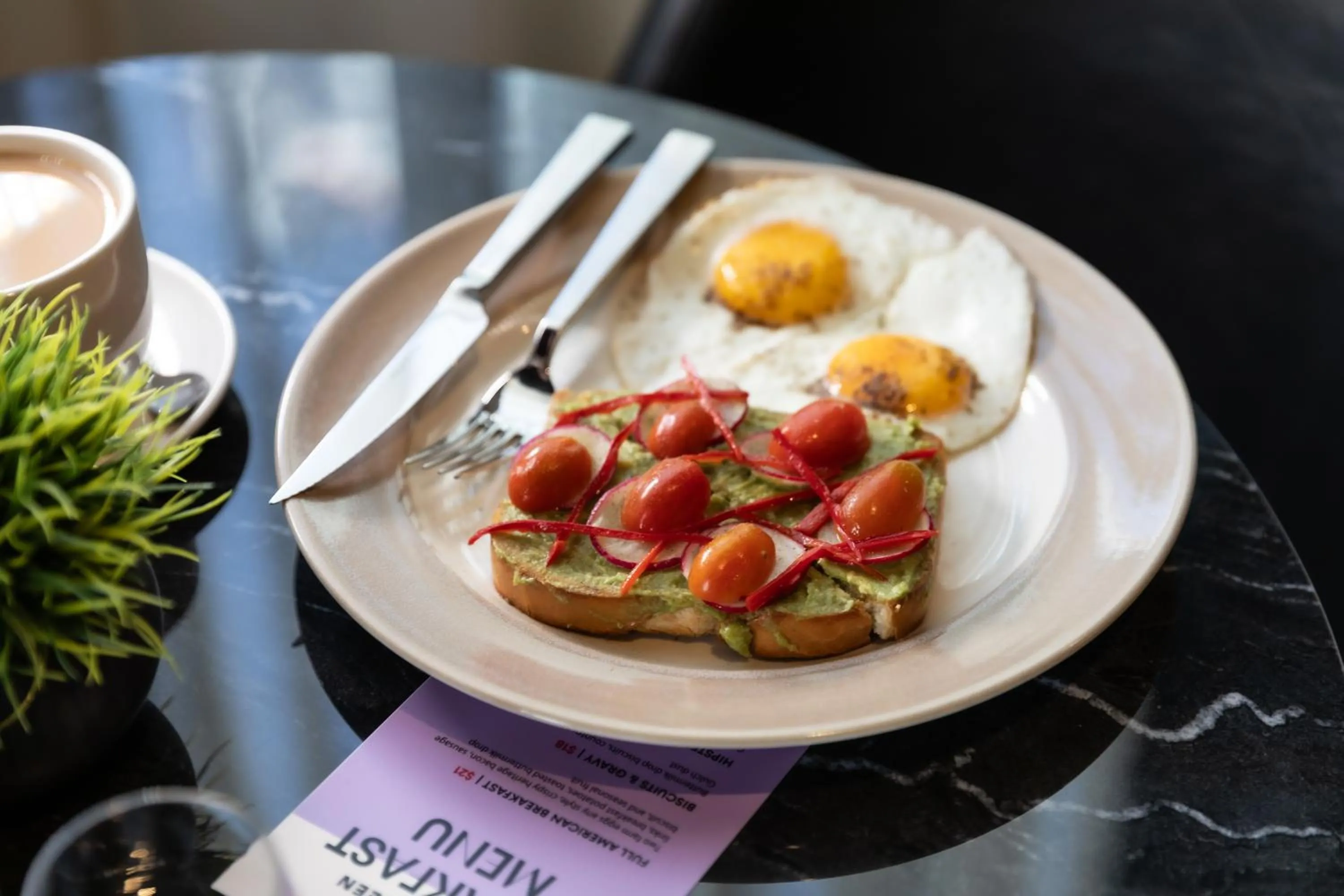 Breakfast in Caption by Hyatt Downtown Nashville