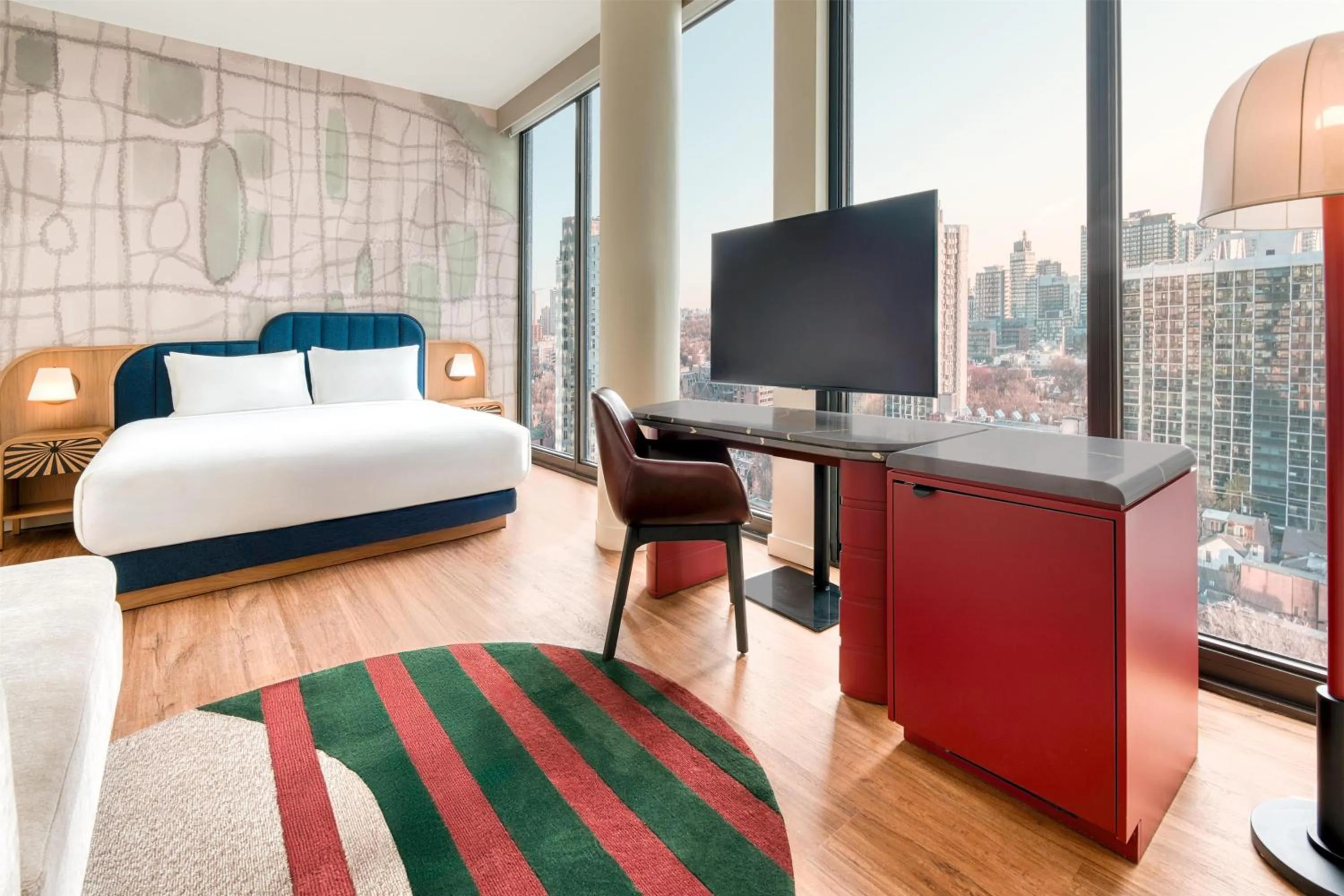 Photo of the whole room, Bed in Toor Hotel Toronto, Part Of Jdv By Hyatt