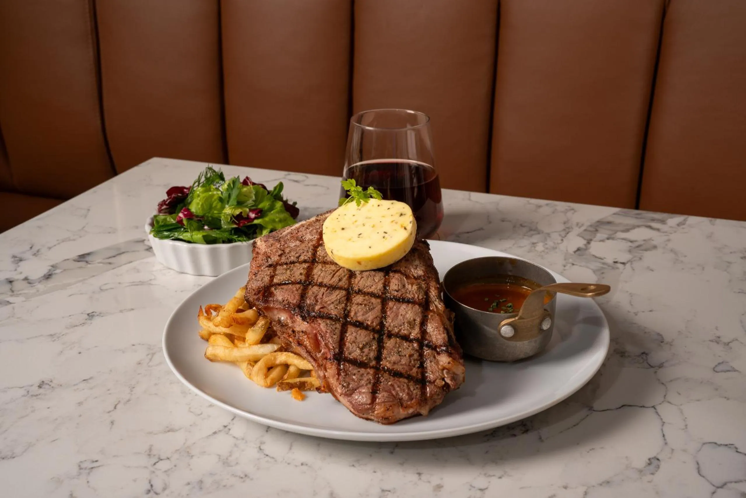 Restaurant/places to eat in Toor Hotel Toronto, Part Of Jdv By Hyatt