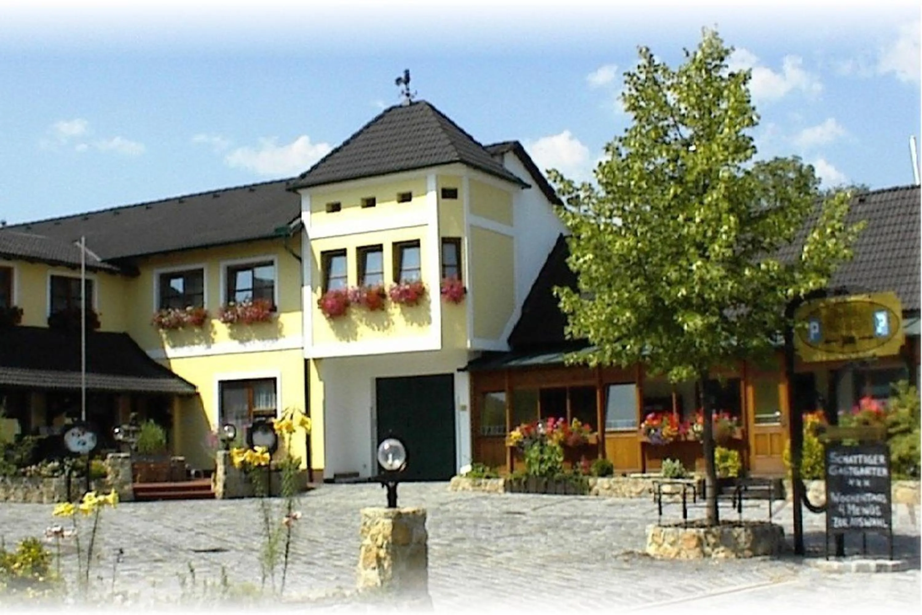 Facade/entrance in Dorfmeister Business Hotel B&B