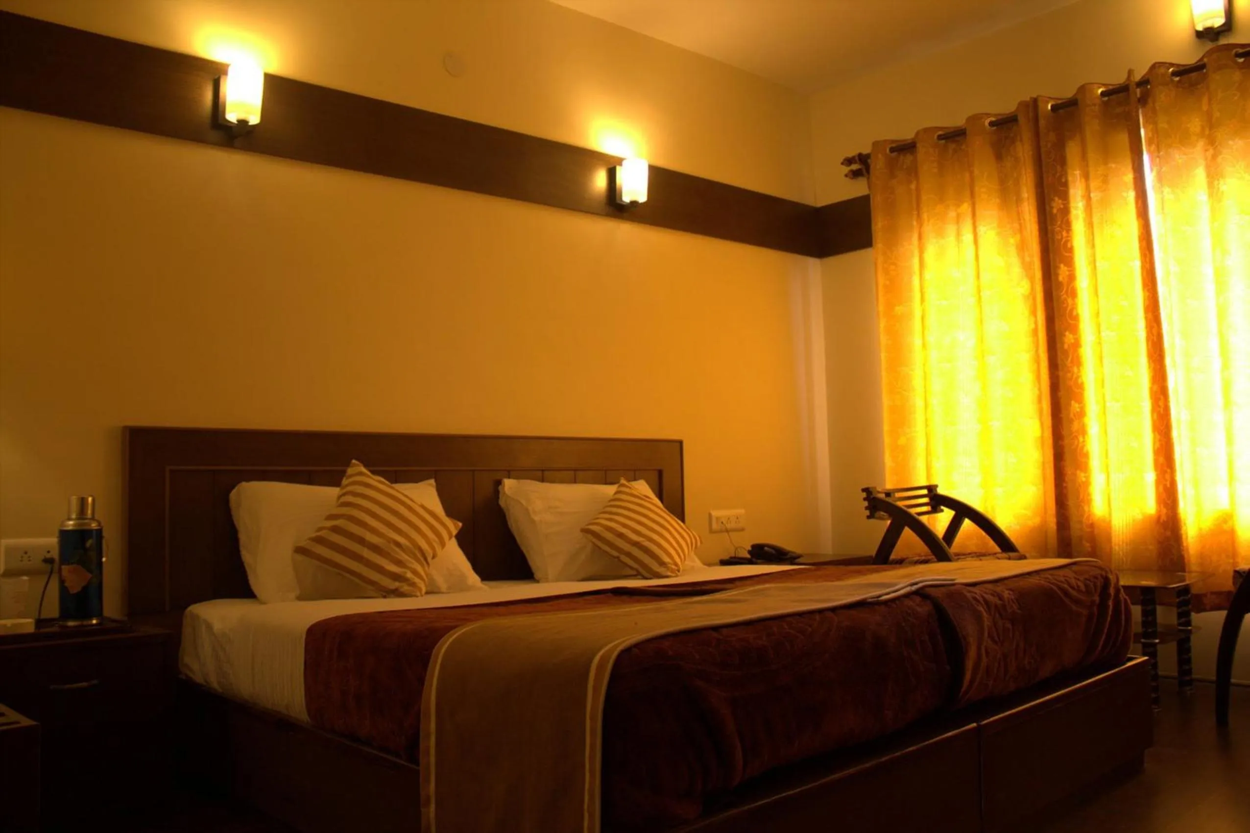 Bed in Ladakh Himalayan Retreat