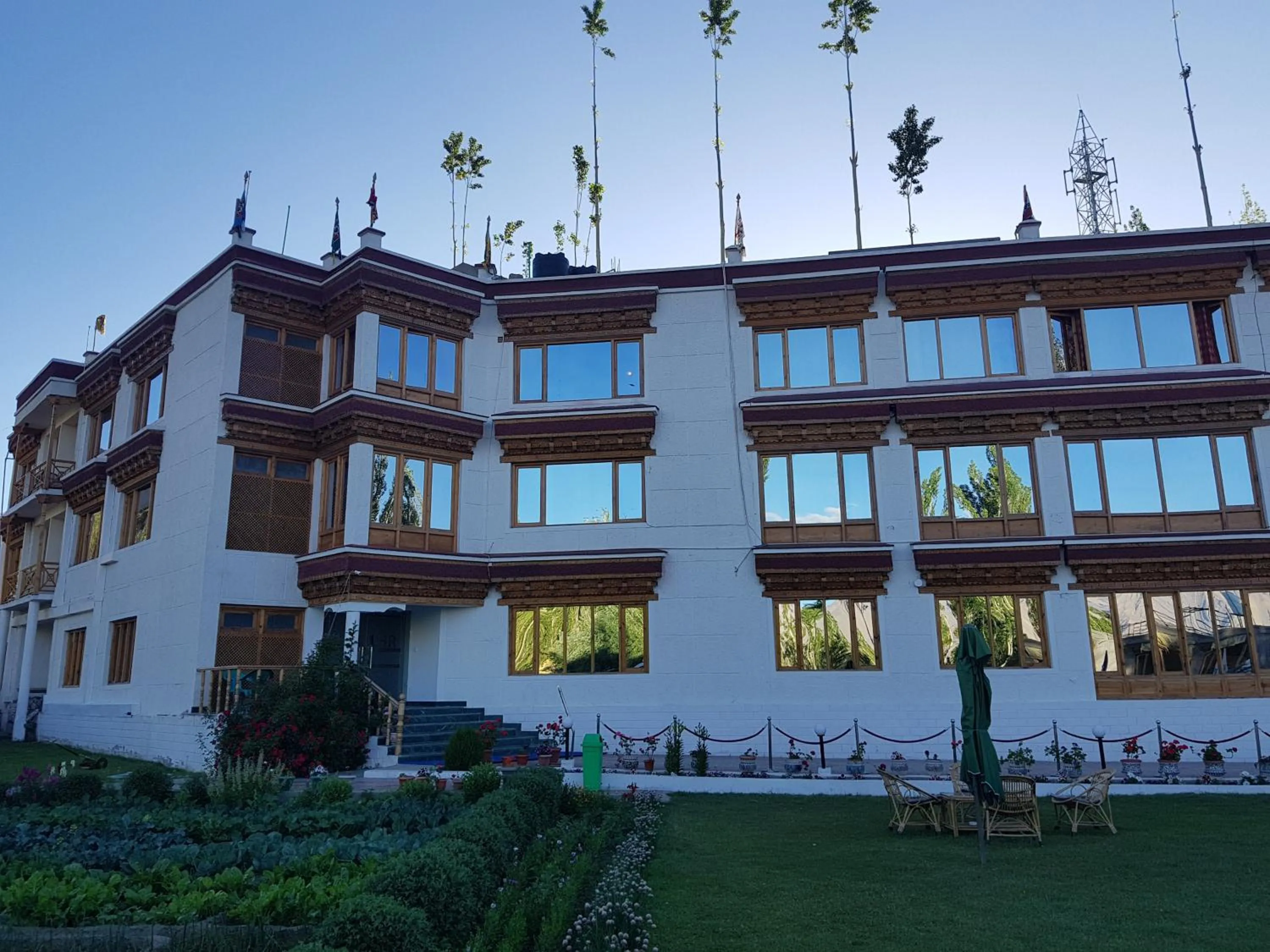Breakfast in Ladakh Himalayan Retreat