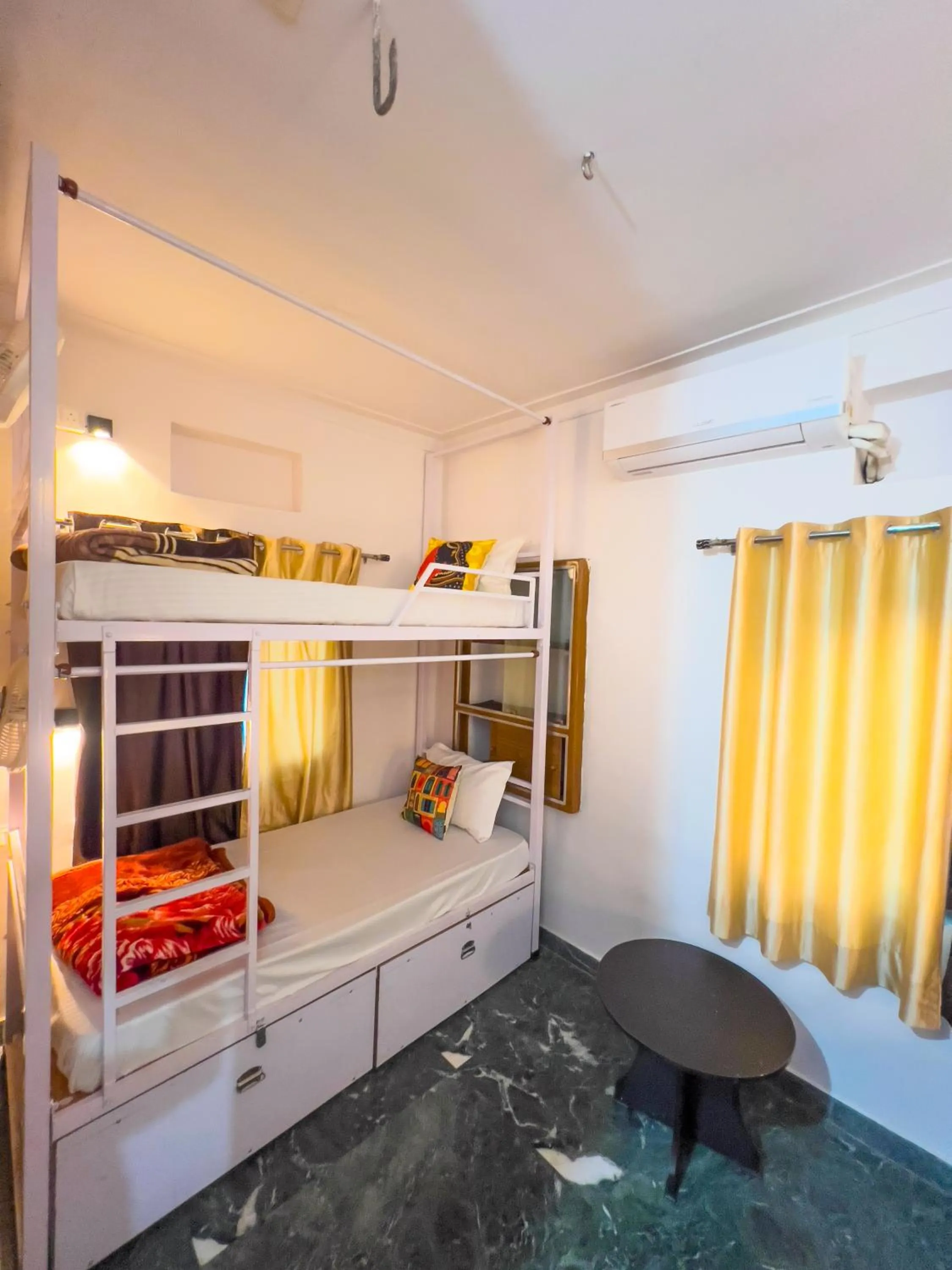 Bed in Multiple Stories, Udaipur