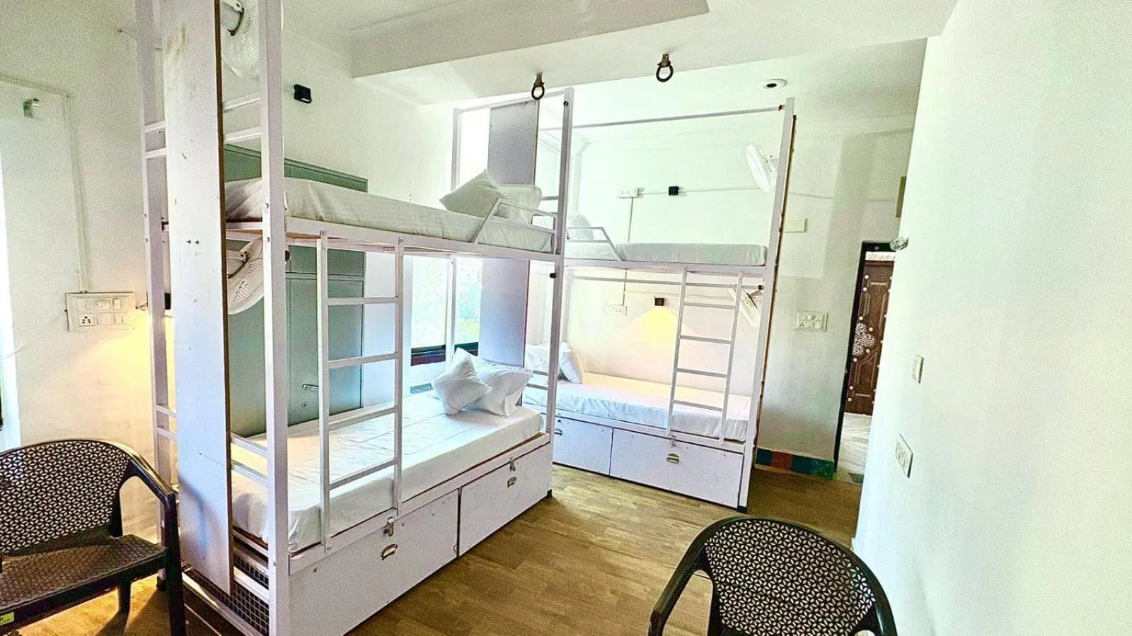 Bed in Multiple Stories, Udaipur