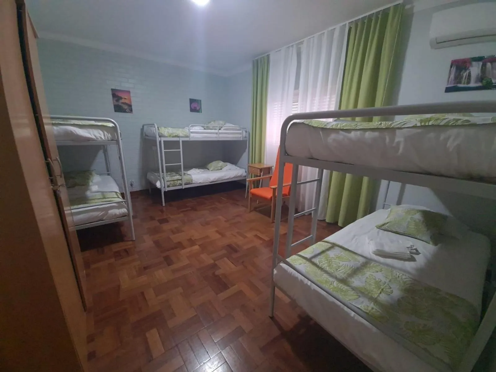 Bedroom, Bed in Hostel Jardins de São Luís