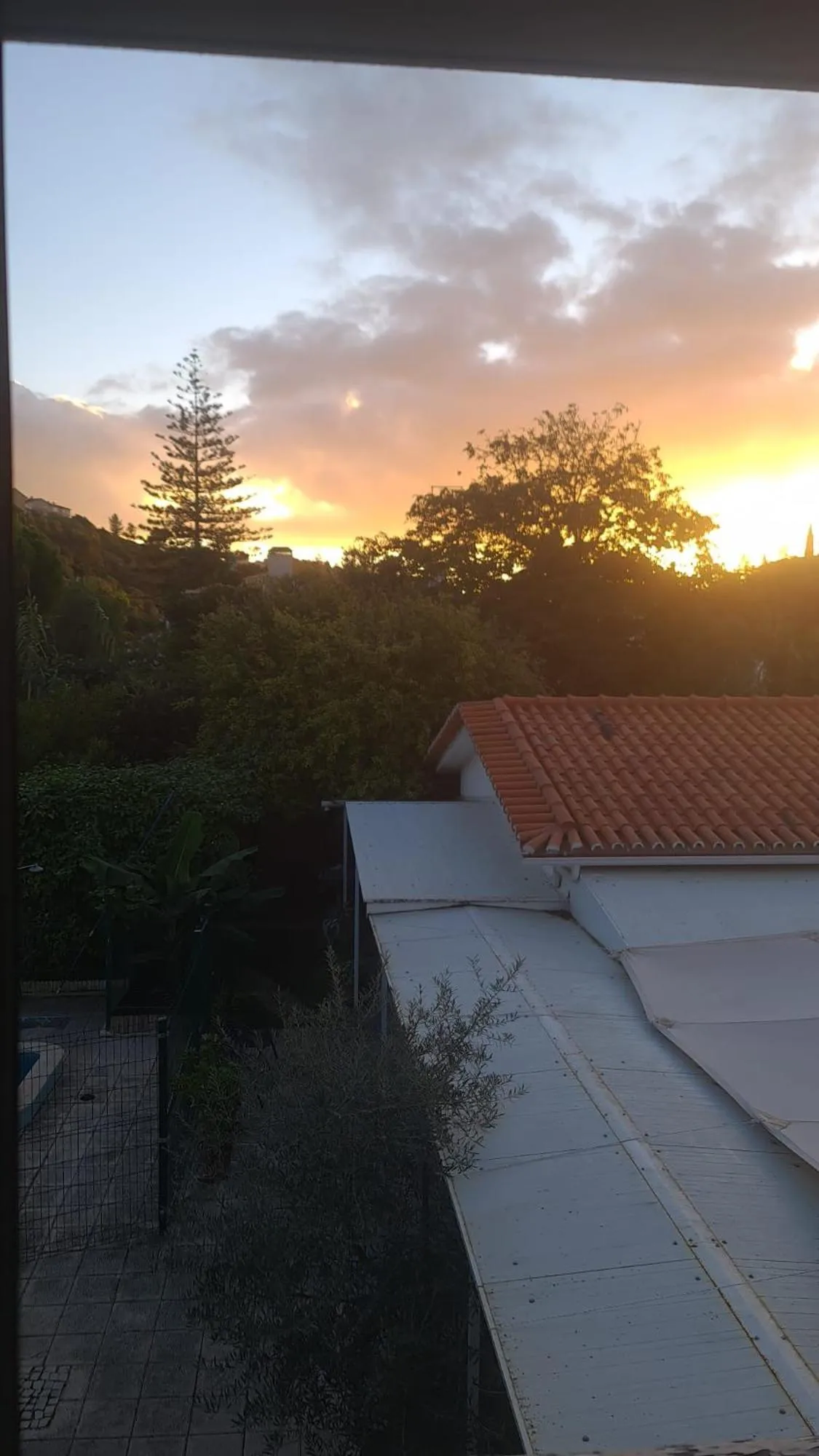 Sunset in Hostel Jardins de São Luís