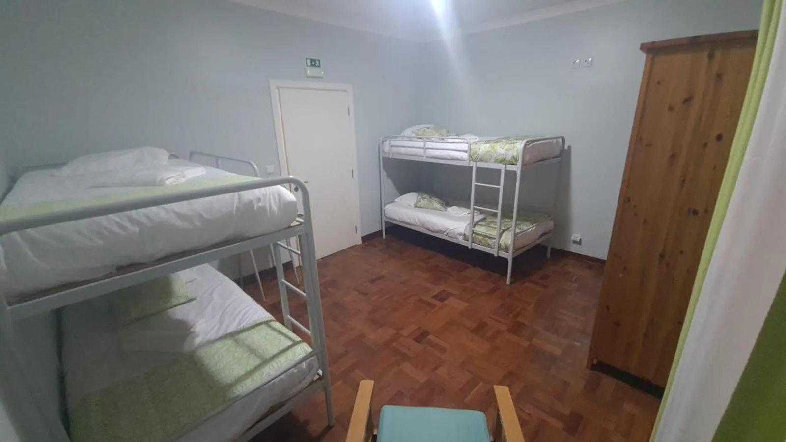 bunk bed, Bed in Hostel Jardins de São Luís