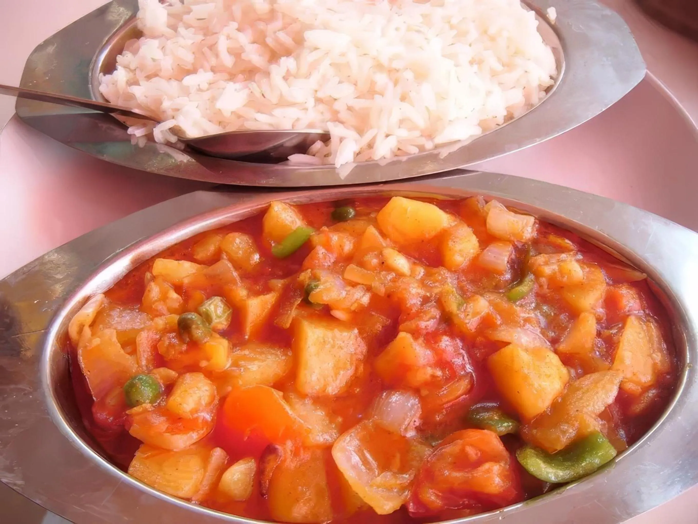 Restaurant/places to eat in Hotel The Silk Route