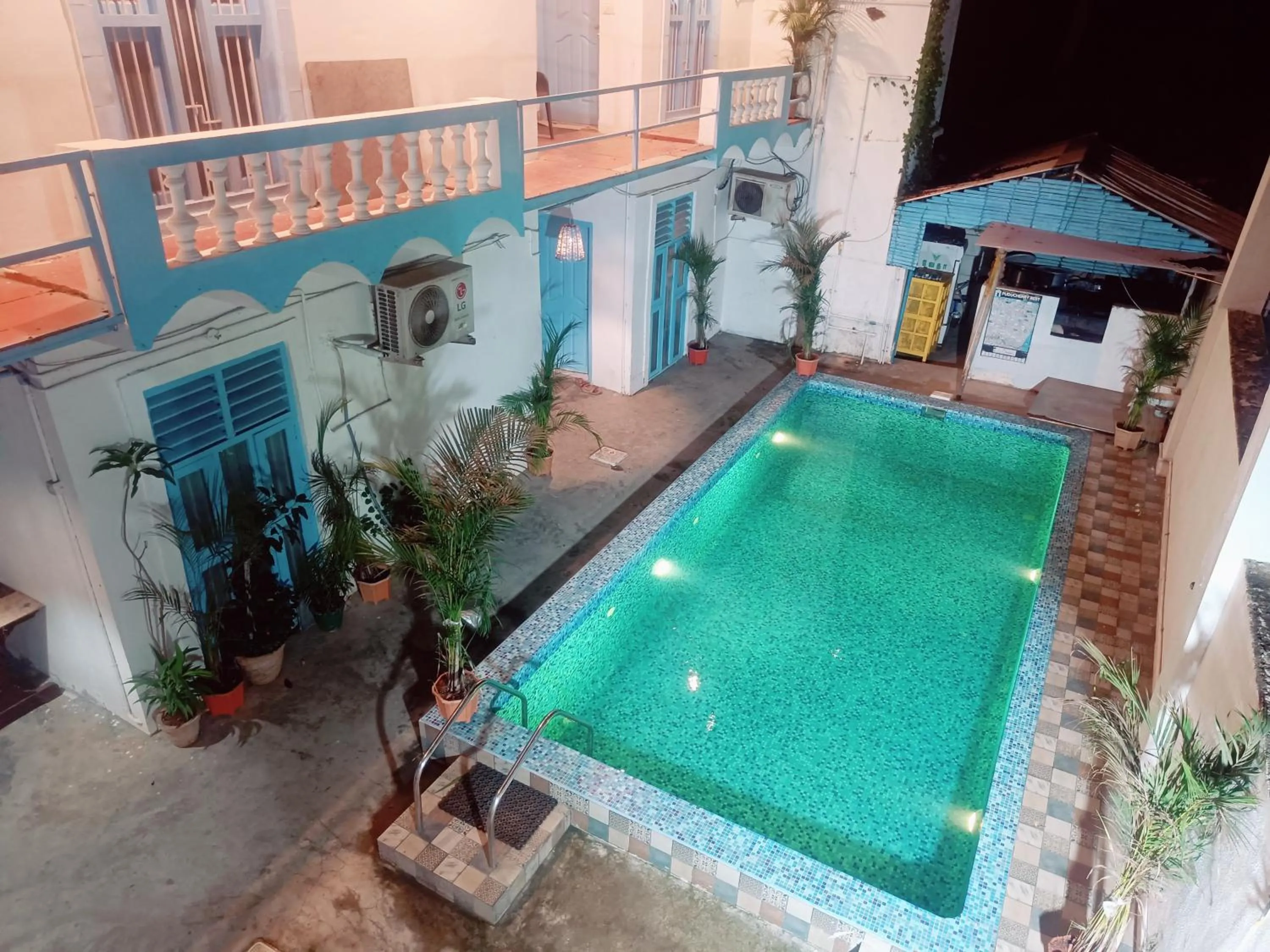 Nature Loft Beach Resort with Swimming Pool