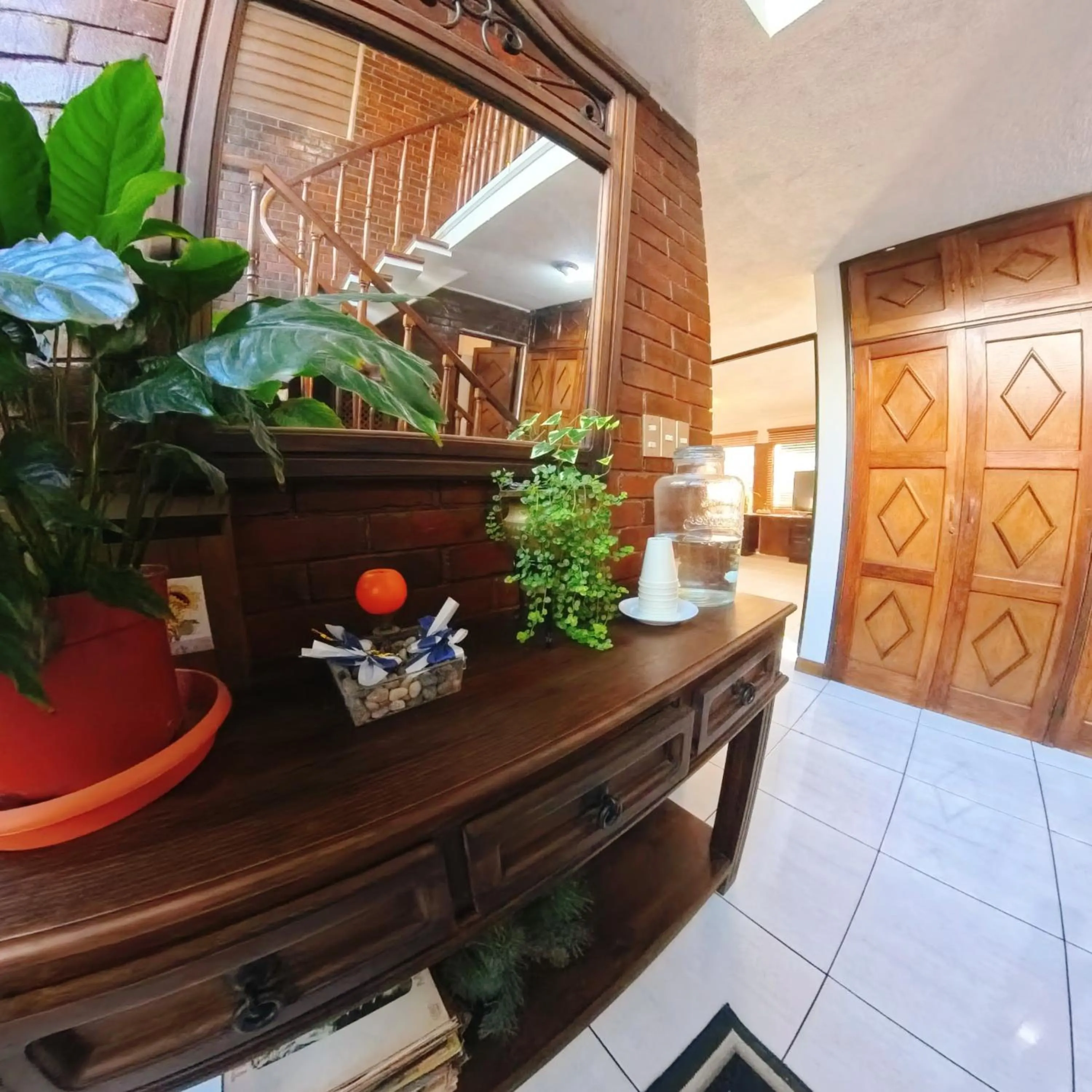 Decorative detail in Ole España