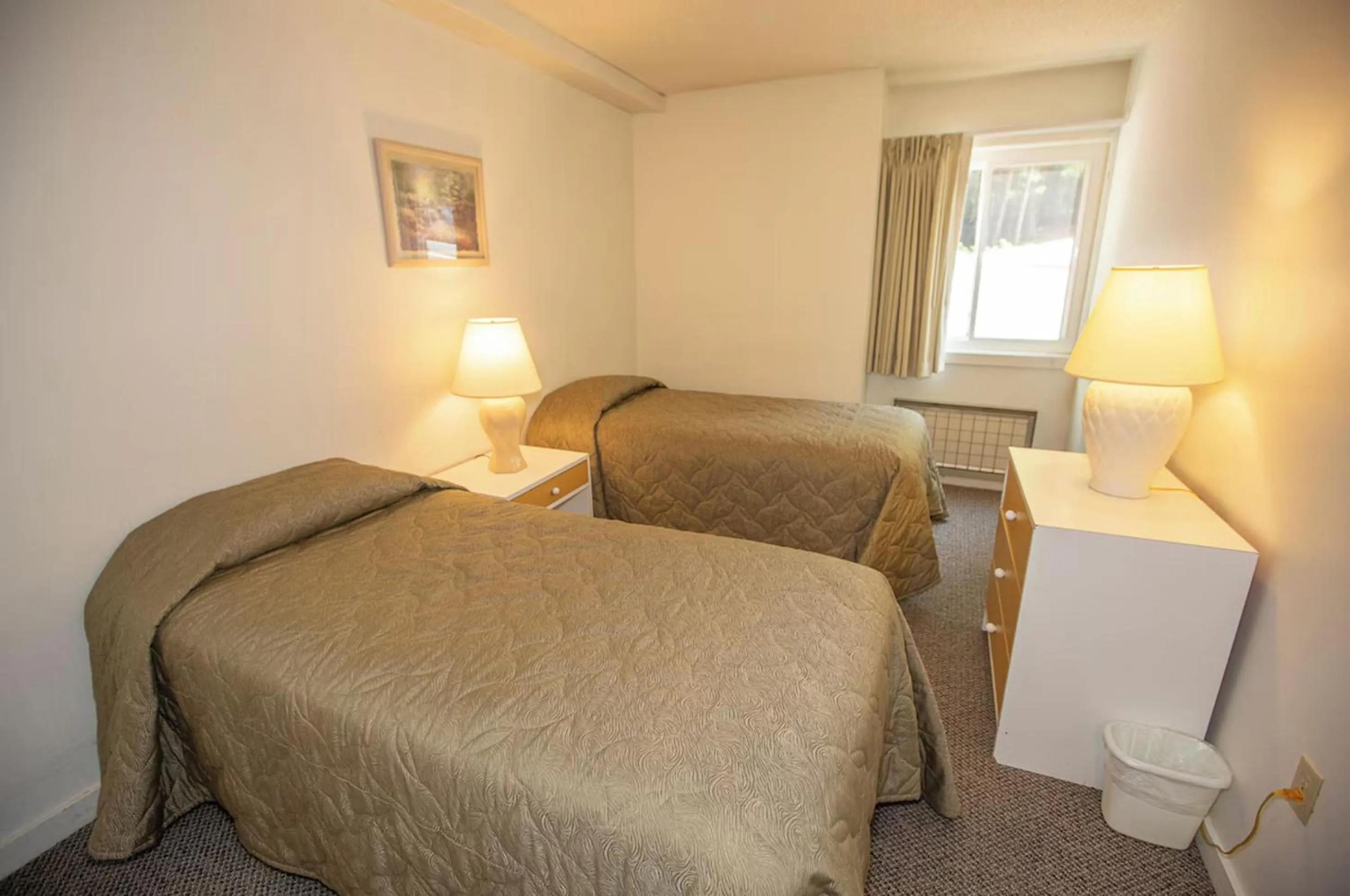 Bed in Cold Spring Plymouth Resort