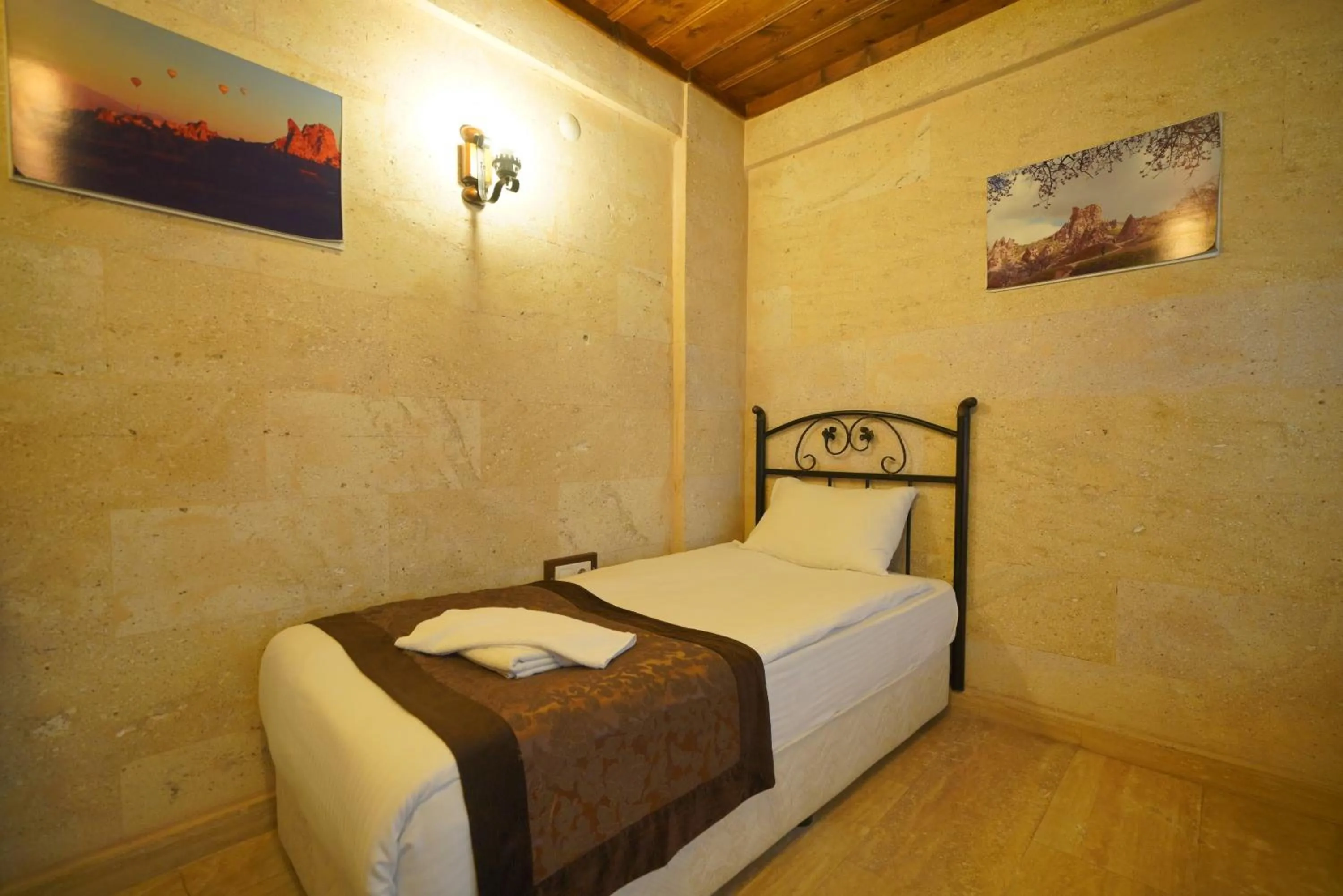 Bedroom, Bed in Goreme Cave Rooms&Pool