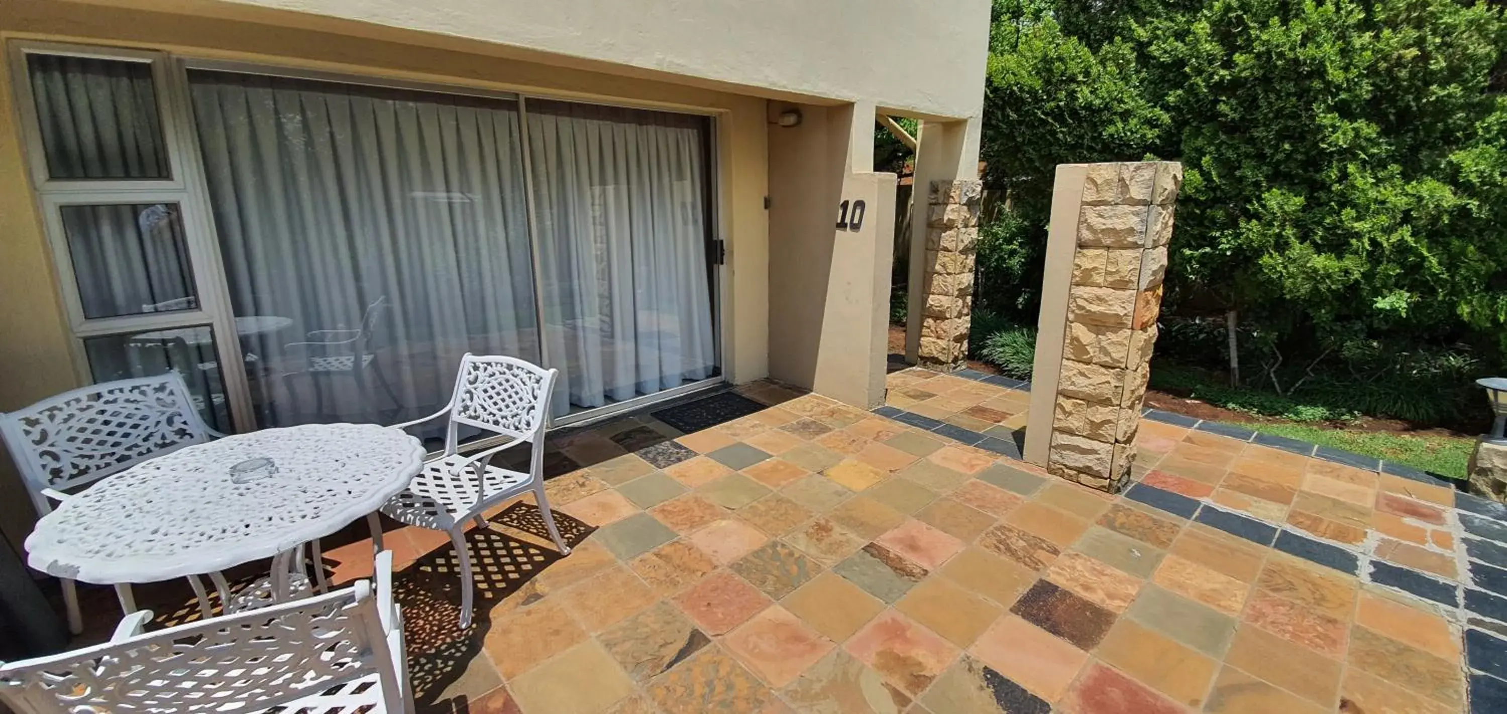 Double or Twin Room - single occupancy - Disability Access in Acacia Lodge Double or Twin Room - single occupancy - Disability Access in Acacia Lodge