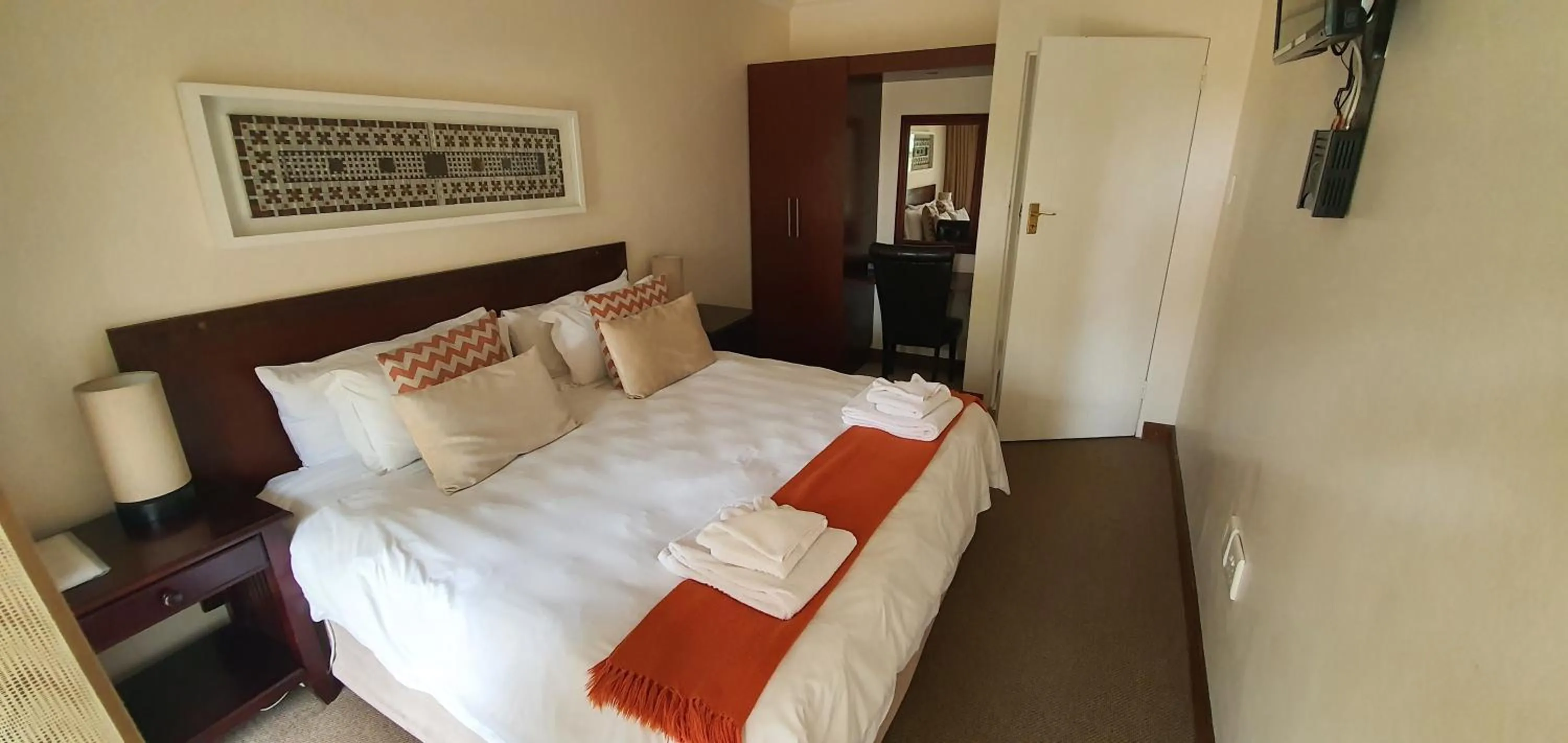 Bed in Acacia Lodge