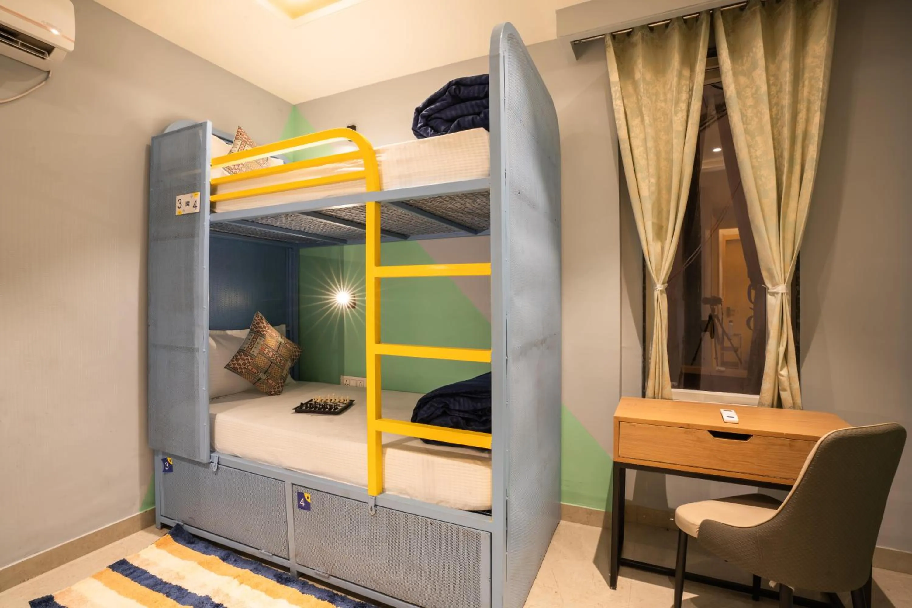 Bed in Shalom Backpackers Jaipur