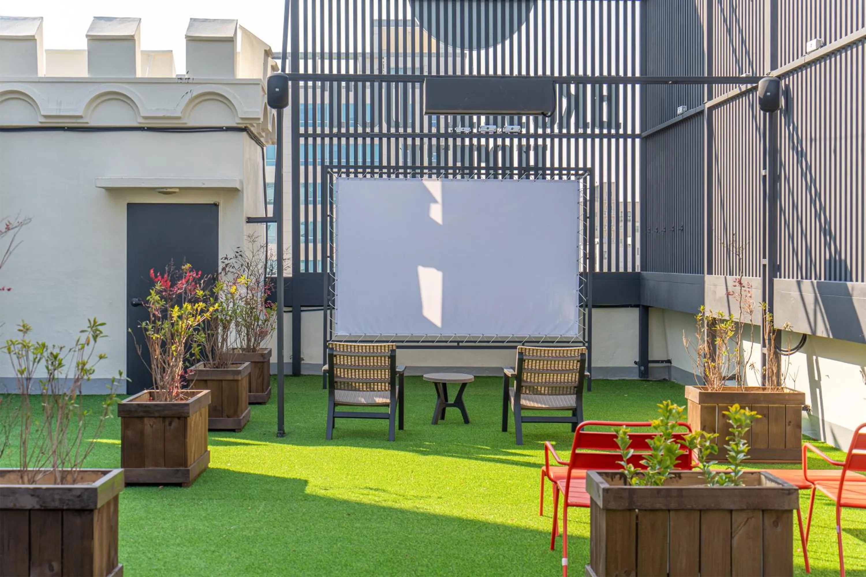 Communal lounge/ TV room in Browndot hotel Gimhae cityhall