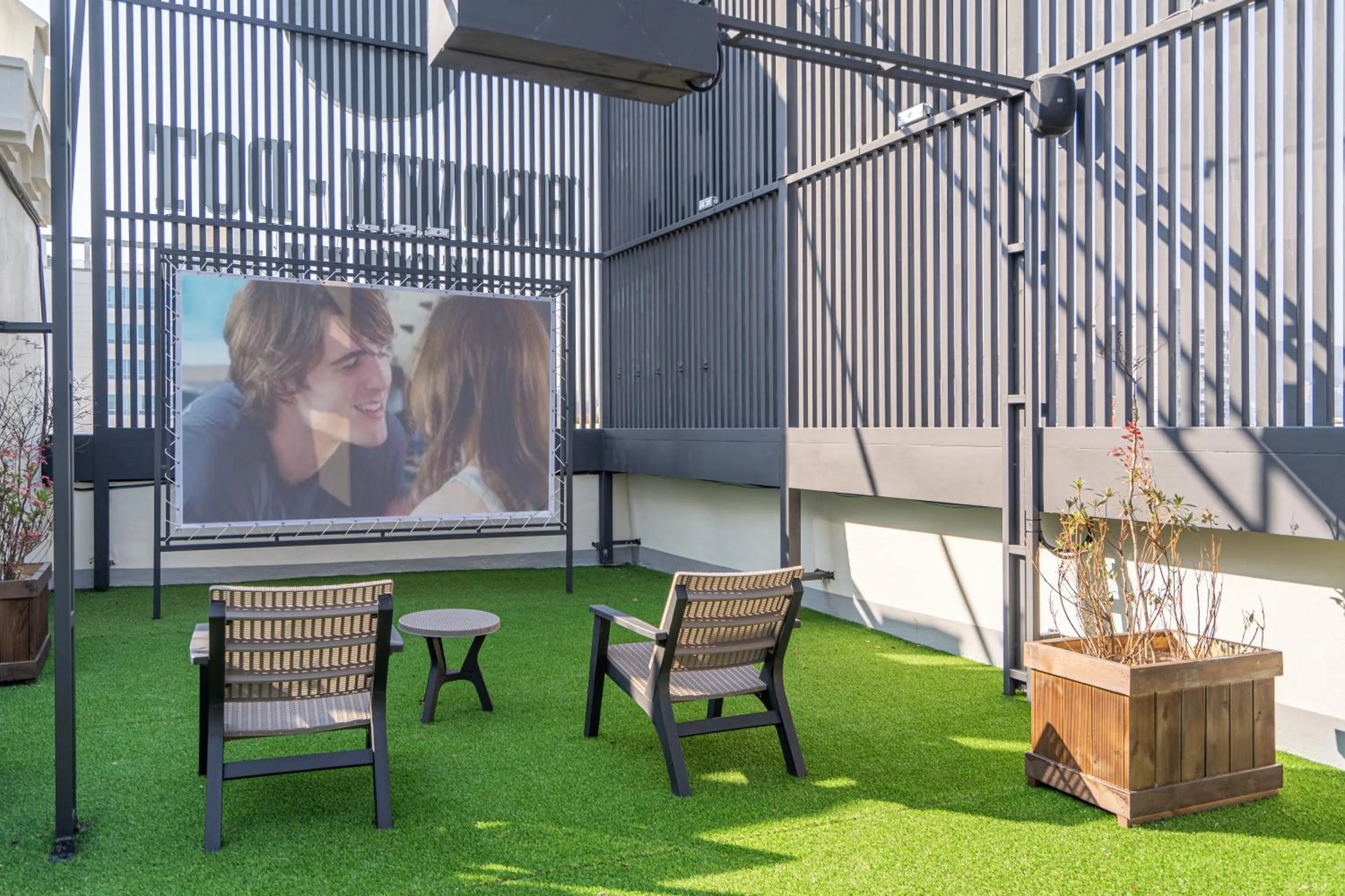 Communal lounge/ TV room in Browndot hotel Gimhae cityhall