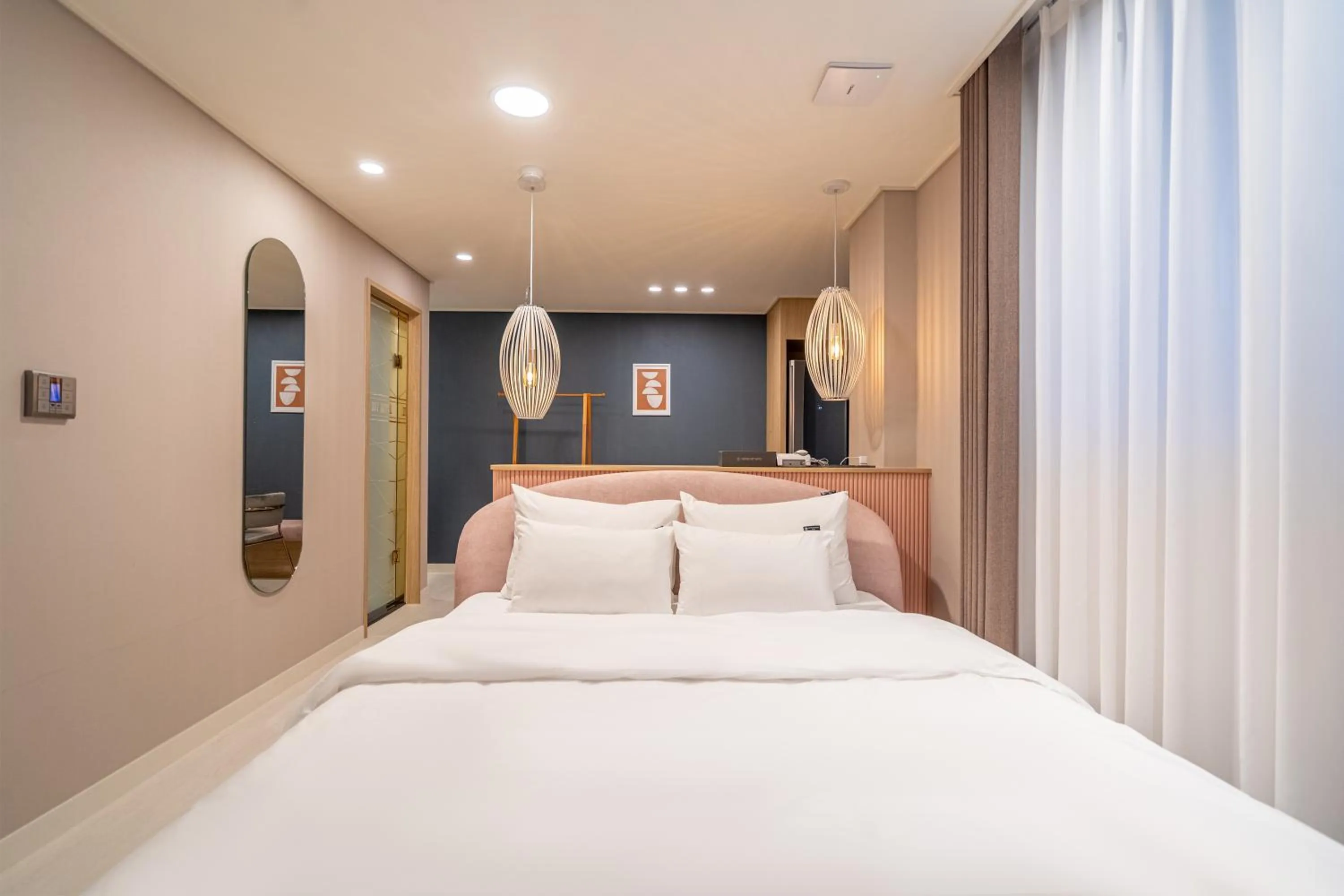 Bedroom, Bed in Browndot hotel Gimhae cityhall