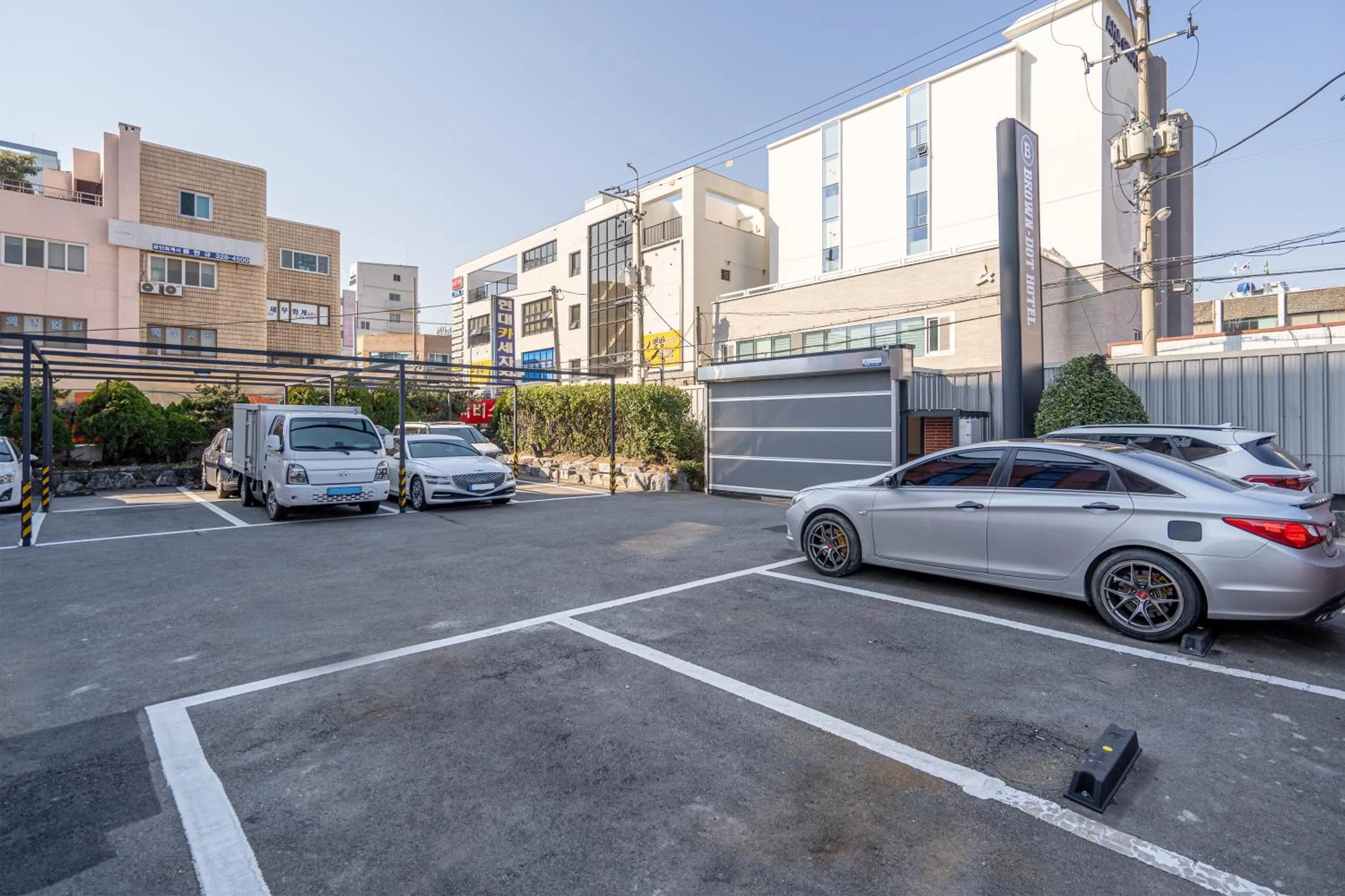 Parking in Browndot hotel Gimhae cityhall