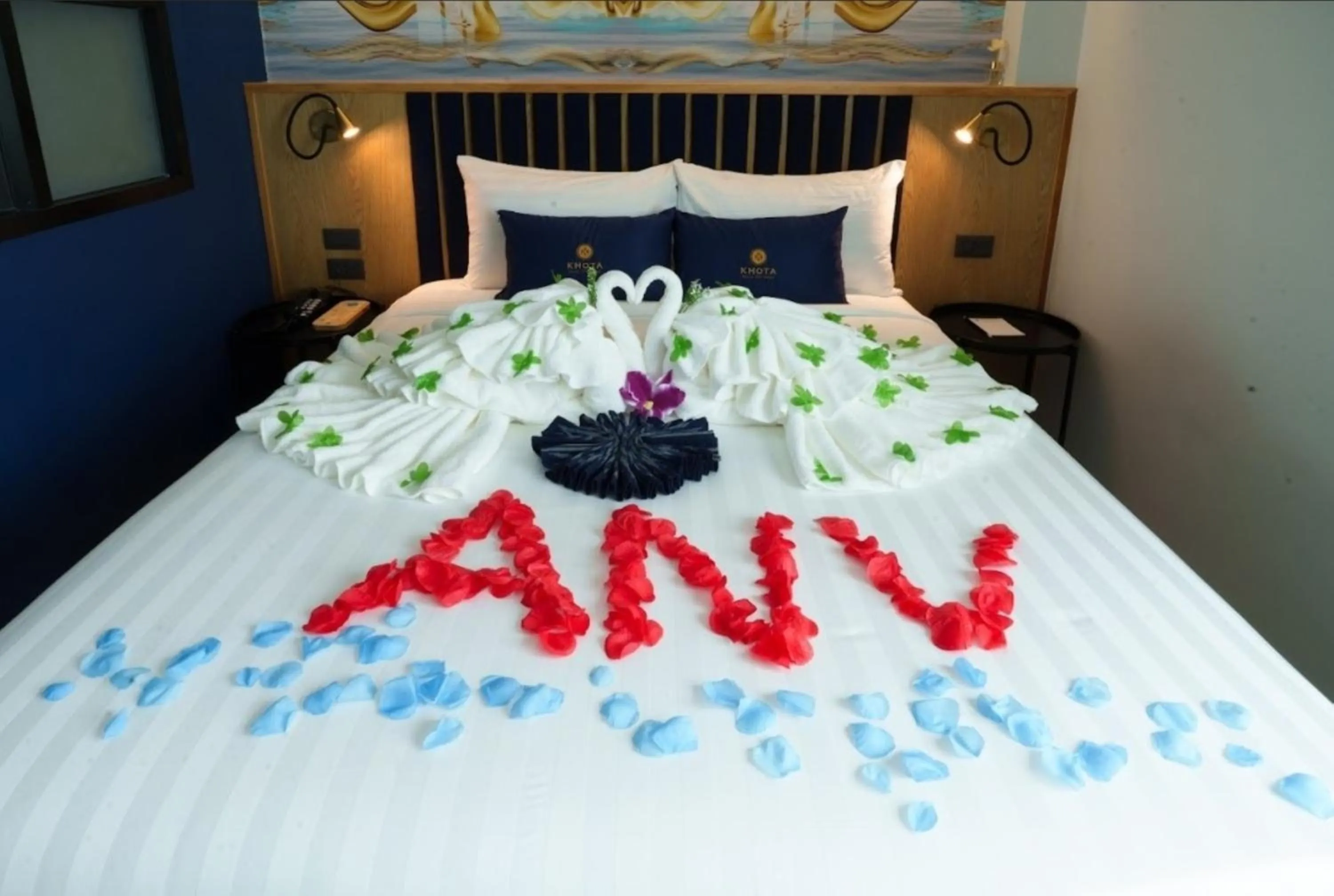 Bed in Khota Hill Hotel