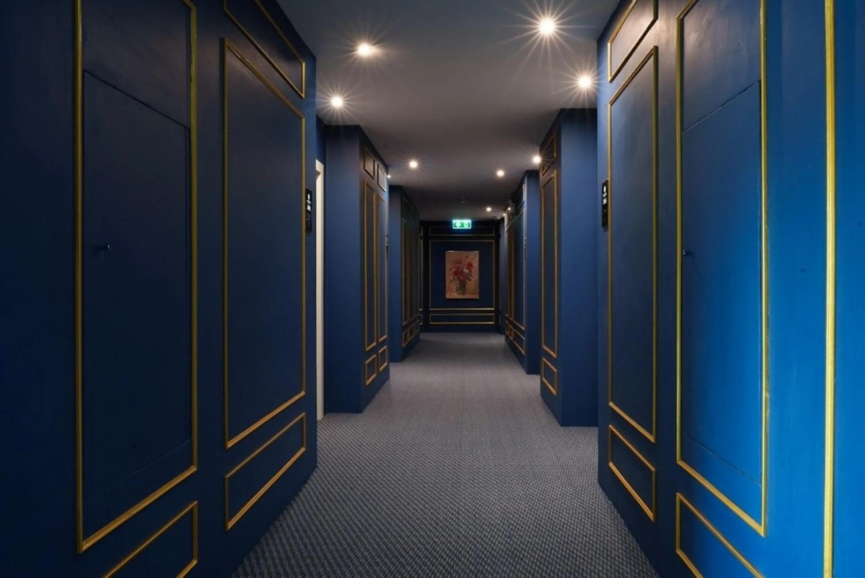 Area and facilities in Khota Hill Hotel