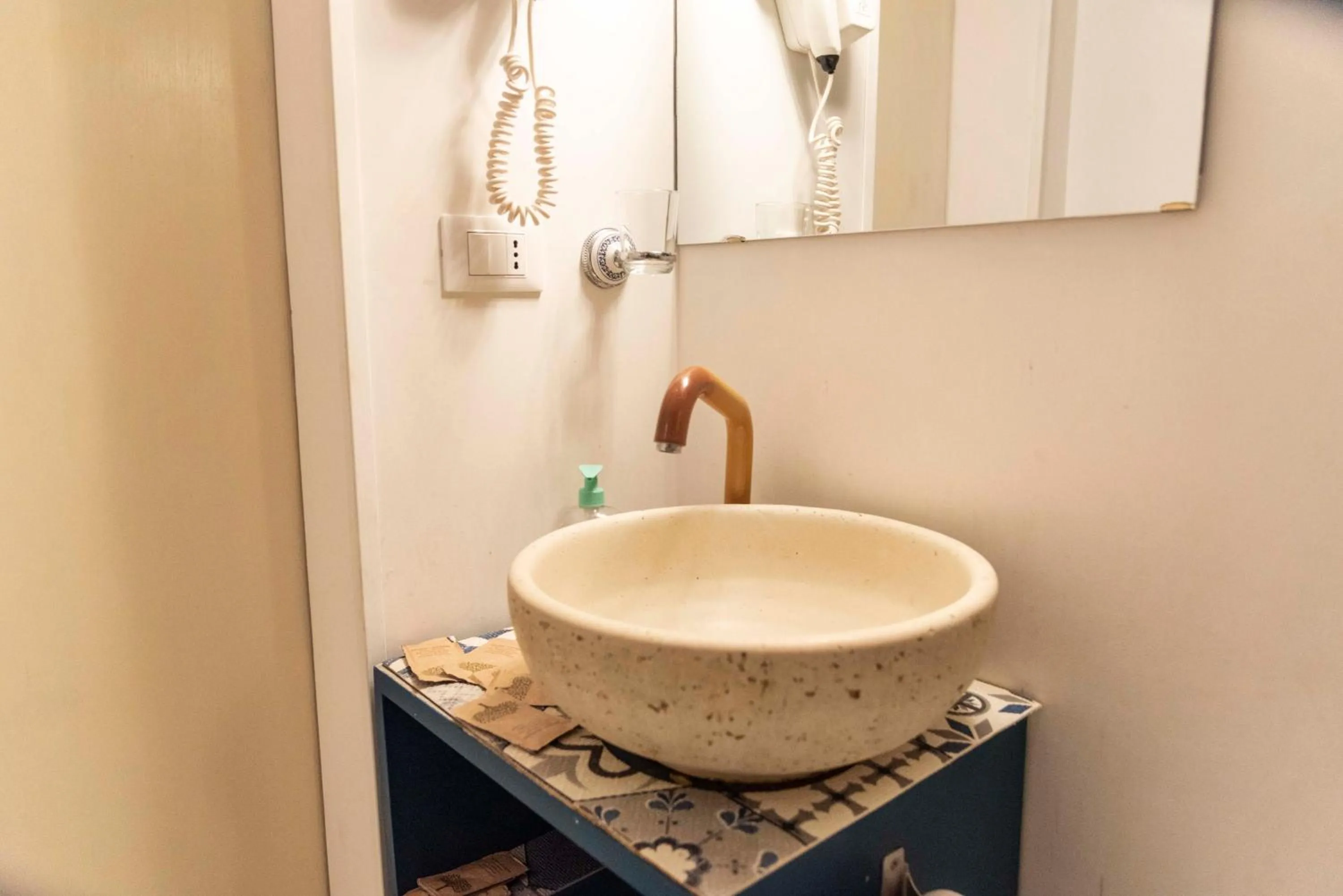 Bathroom in Merulana Suite Apartment