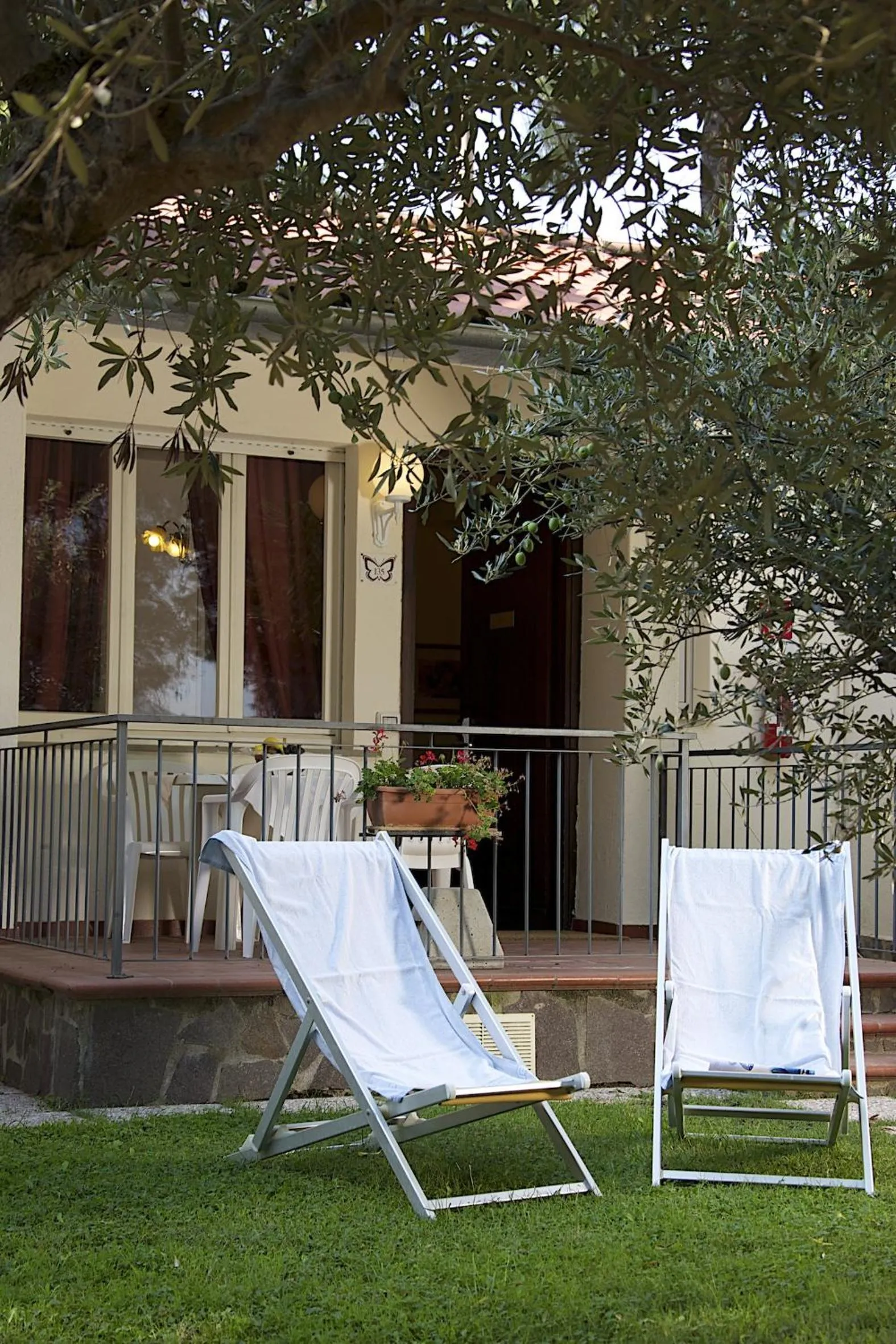 Garden in Il Pelagone Hotel & Golf Resort Toscana